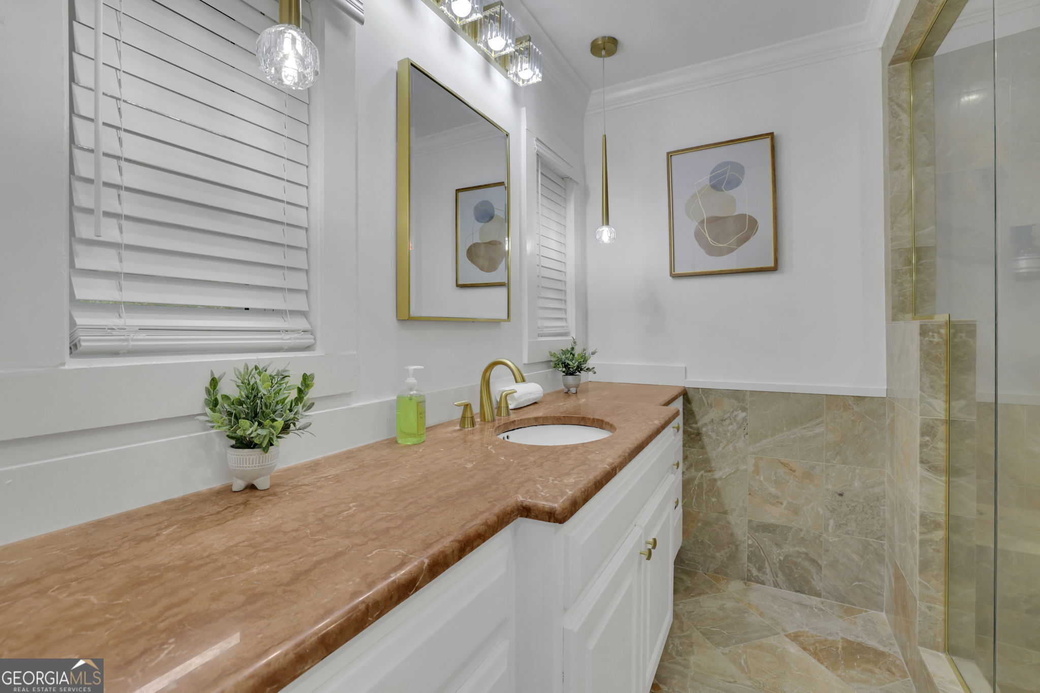 3018 W Pine Valley Road NW Atlanta GA 30305