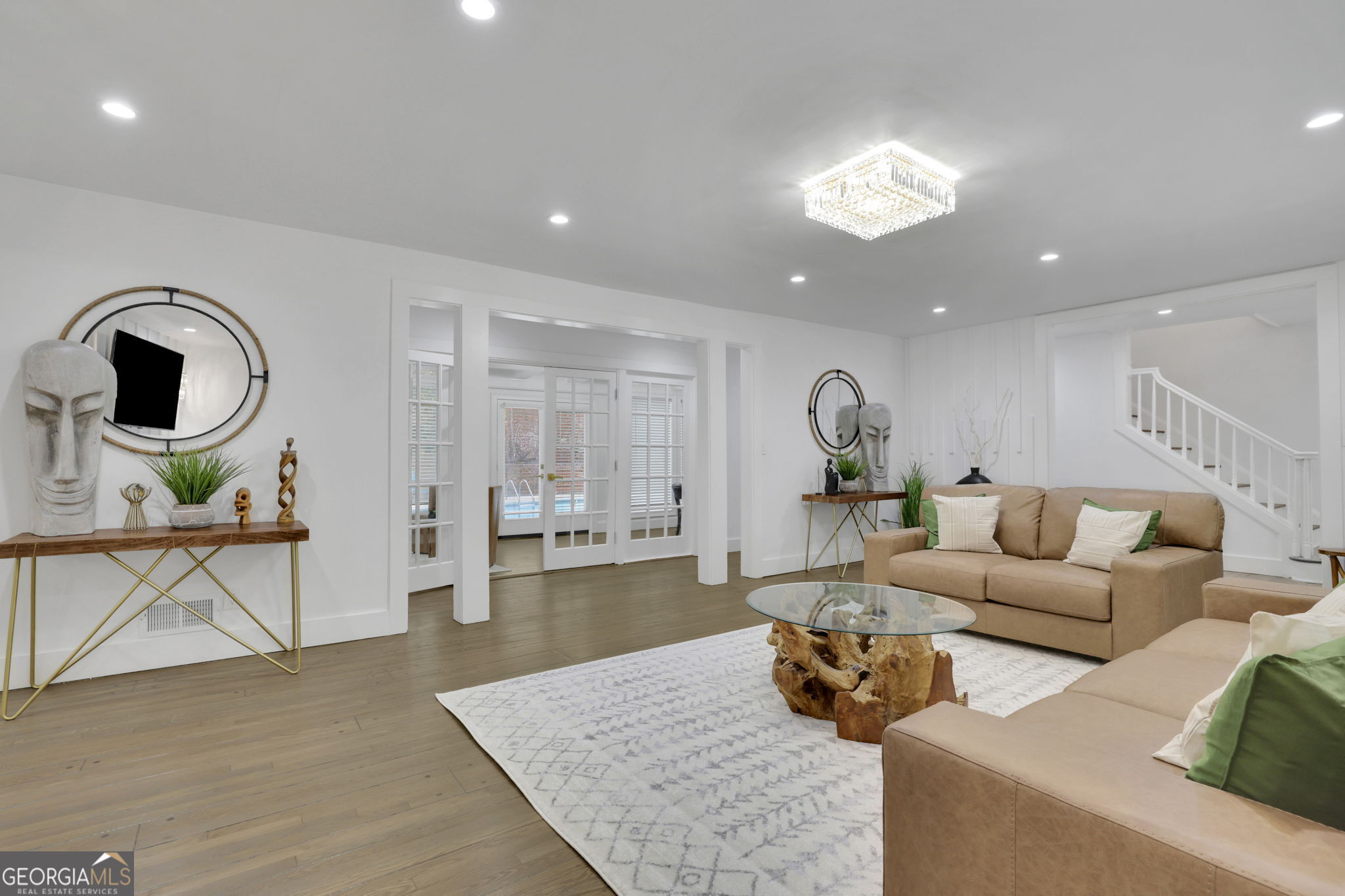 3018 W Pine Valley Road NW Atlanta GA 30305