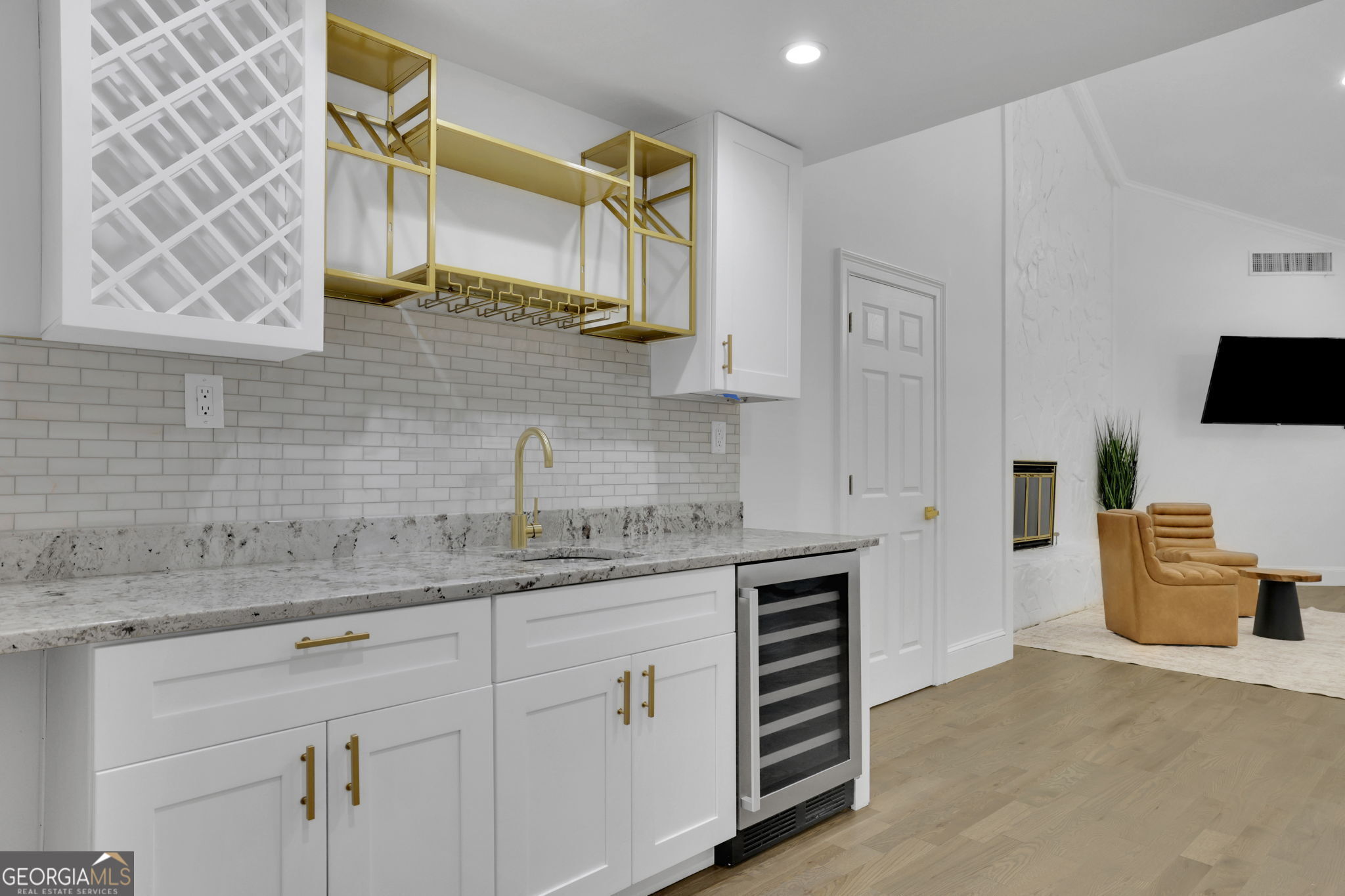 3018 W Pine Valley Road NW Atlanta GA 30305