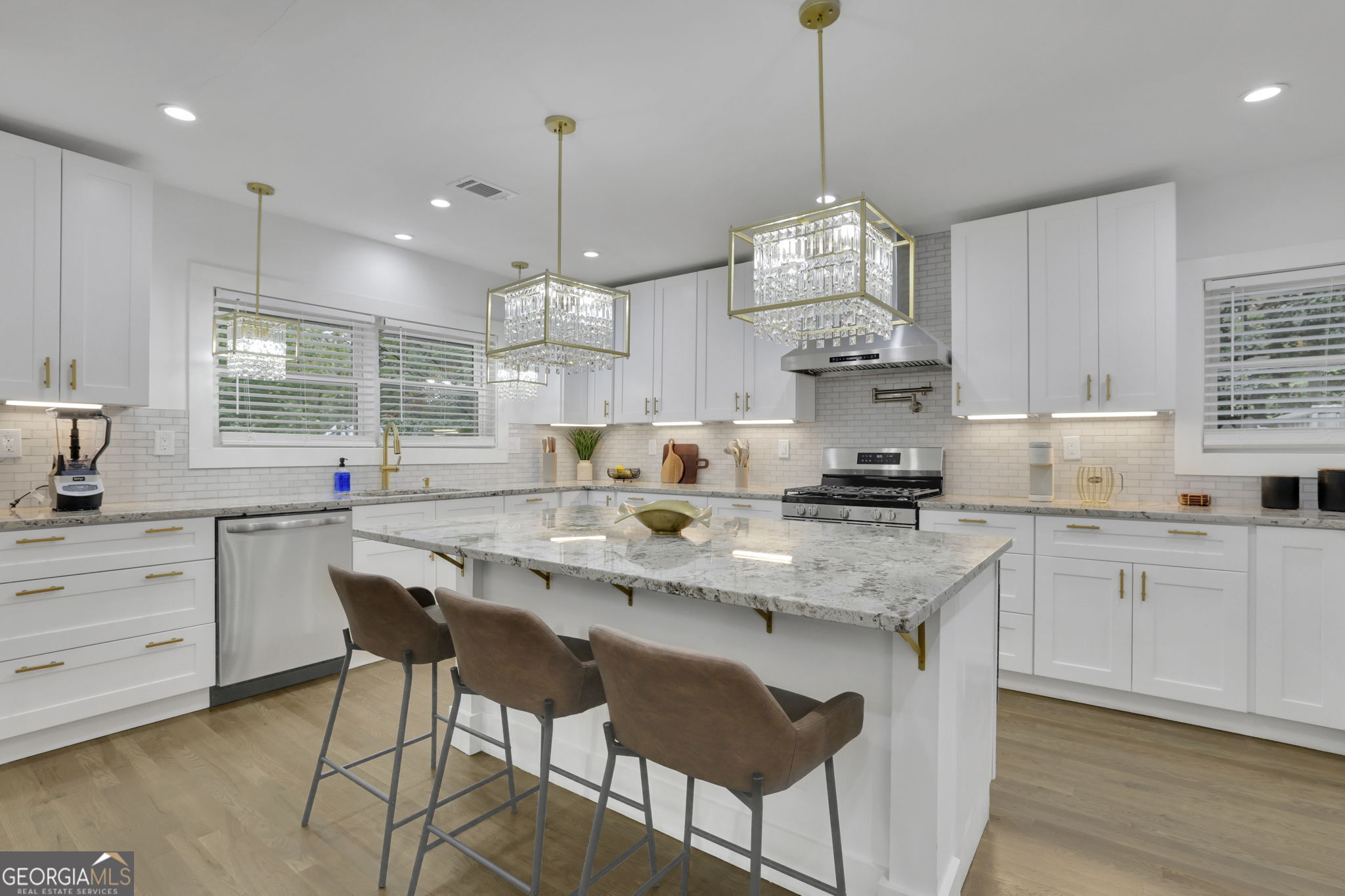3018 W Pine Valley Road NW Atlanta GA 30305