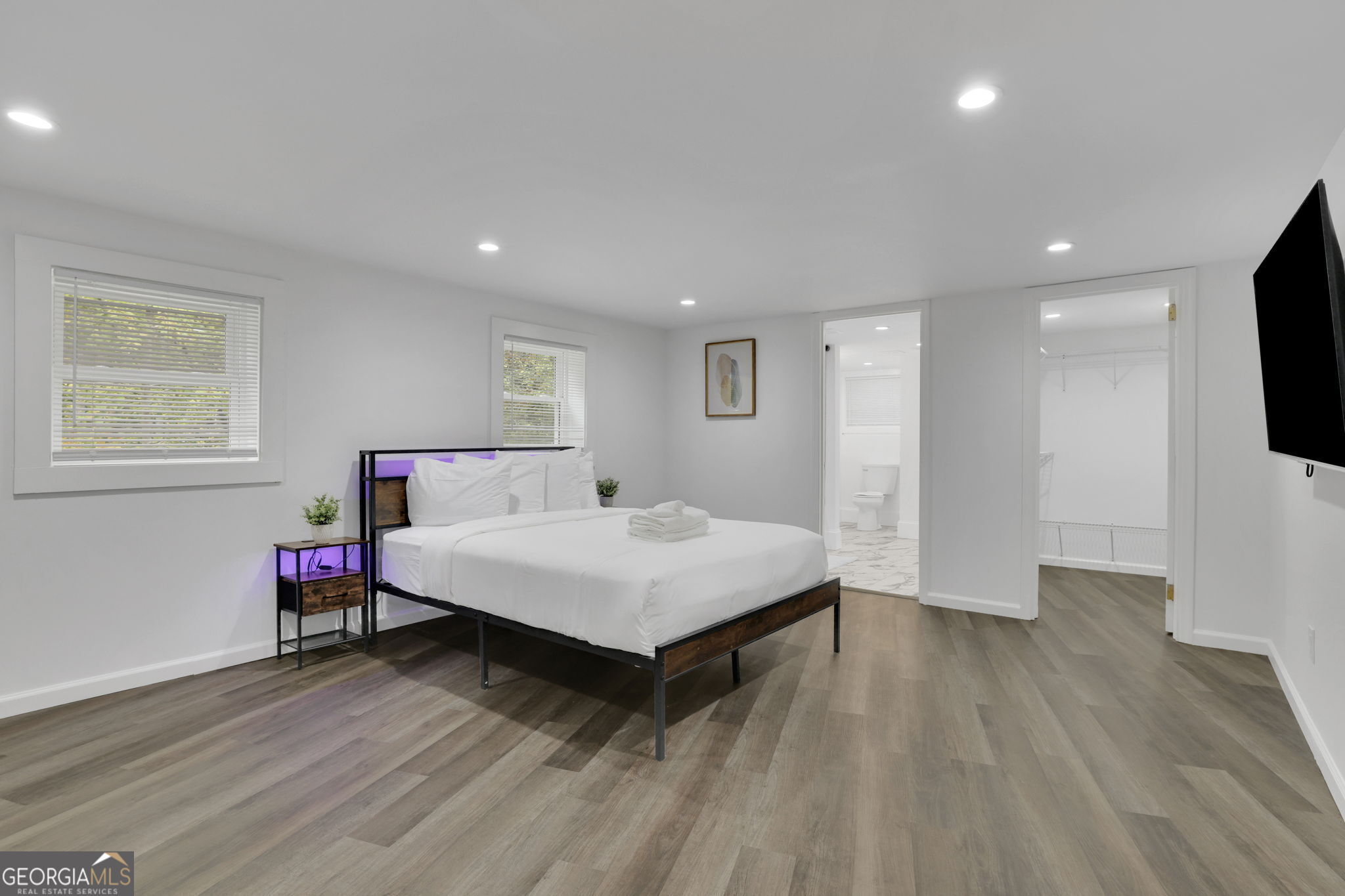 3018 W Pine Valley Road NW Atlanta GA 30305