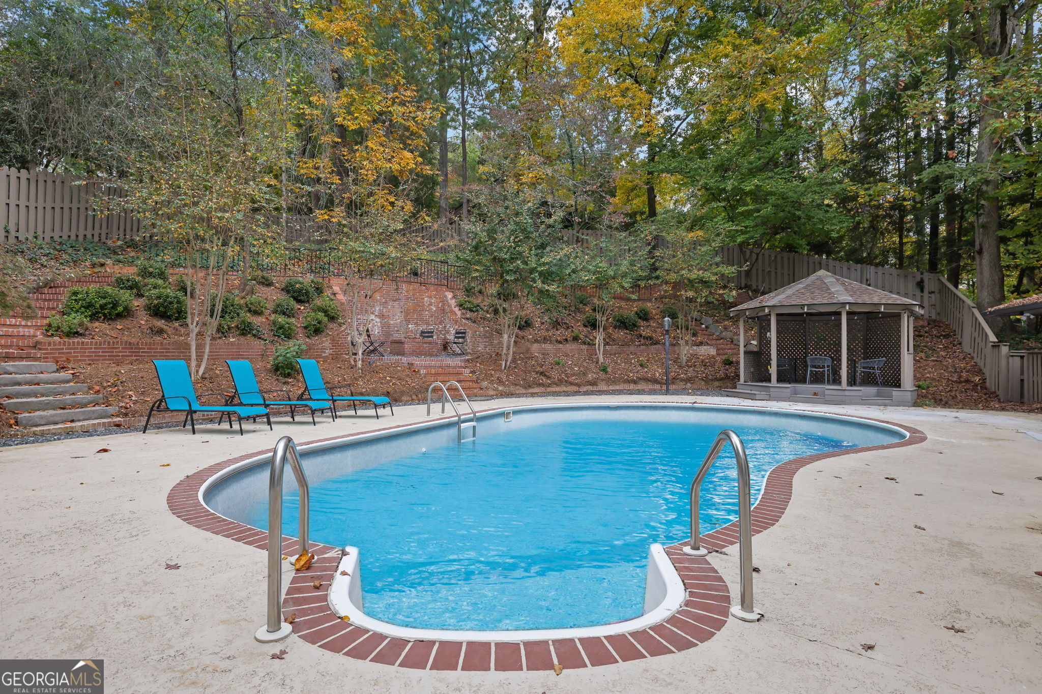 3018 W Pine Valley Road NW Atlanta GA 30305