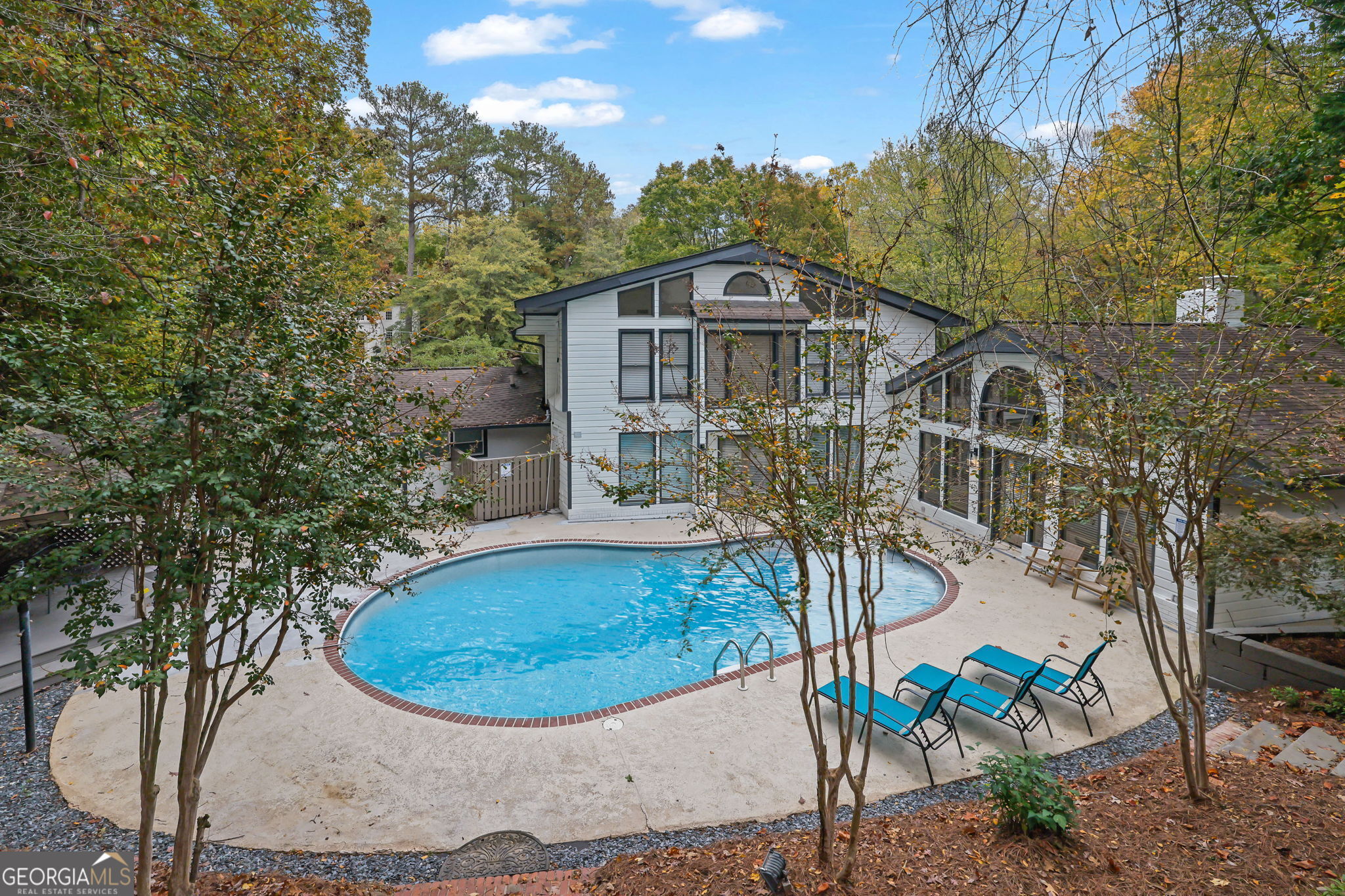 3018 W Pine Valley Road NW Atlanta GA 30305