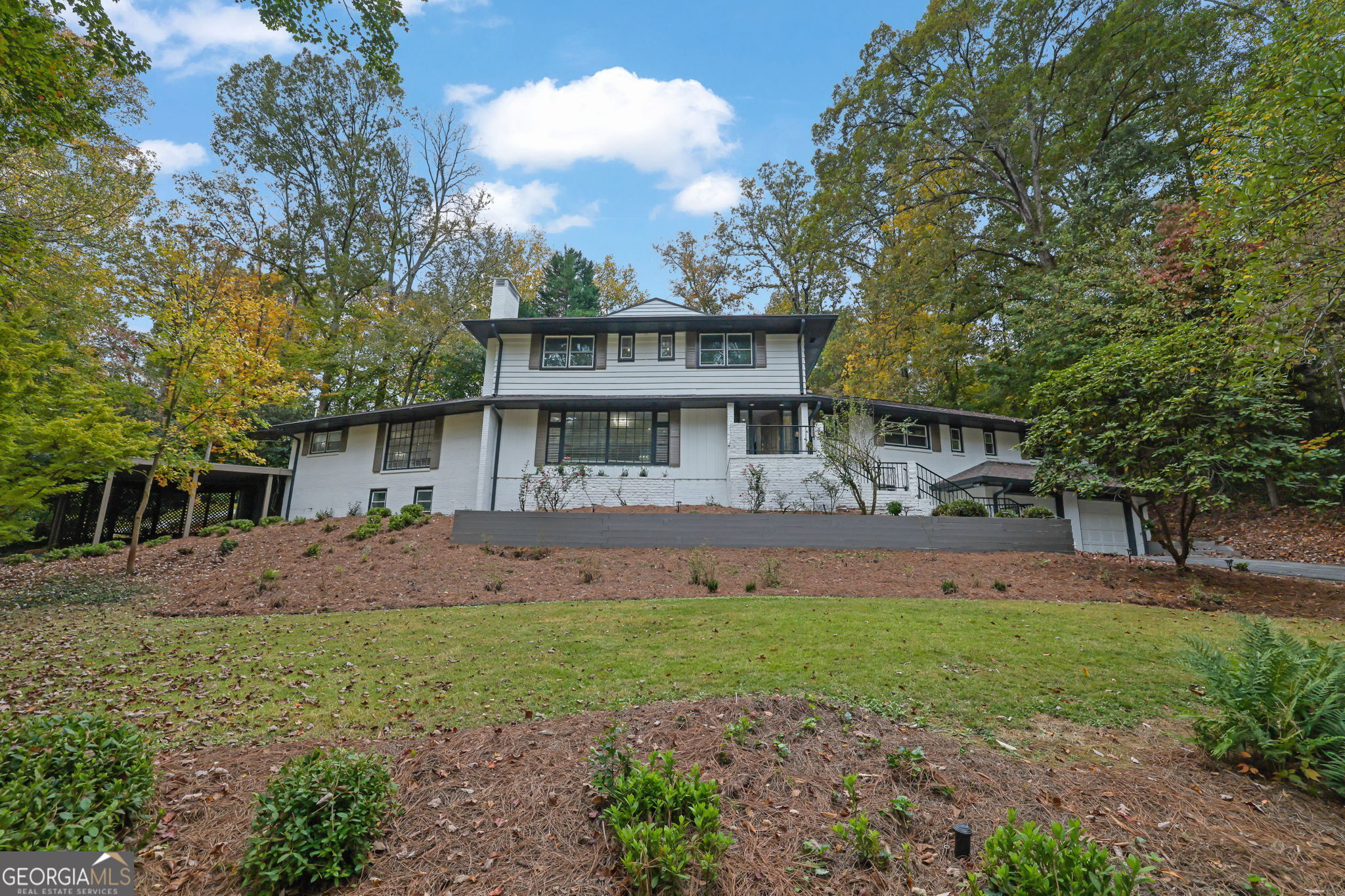 3018 W Pine Valley Road NW Atlanta GA 30305