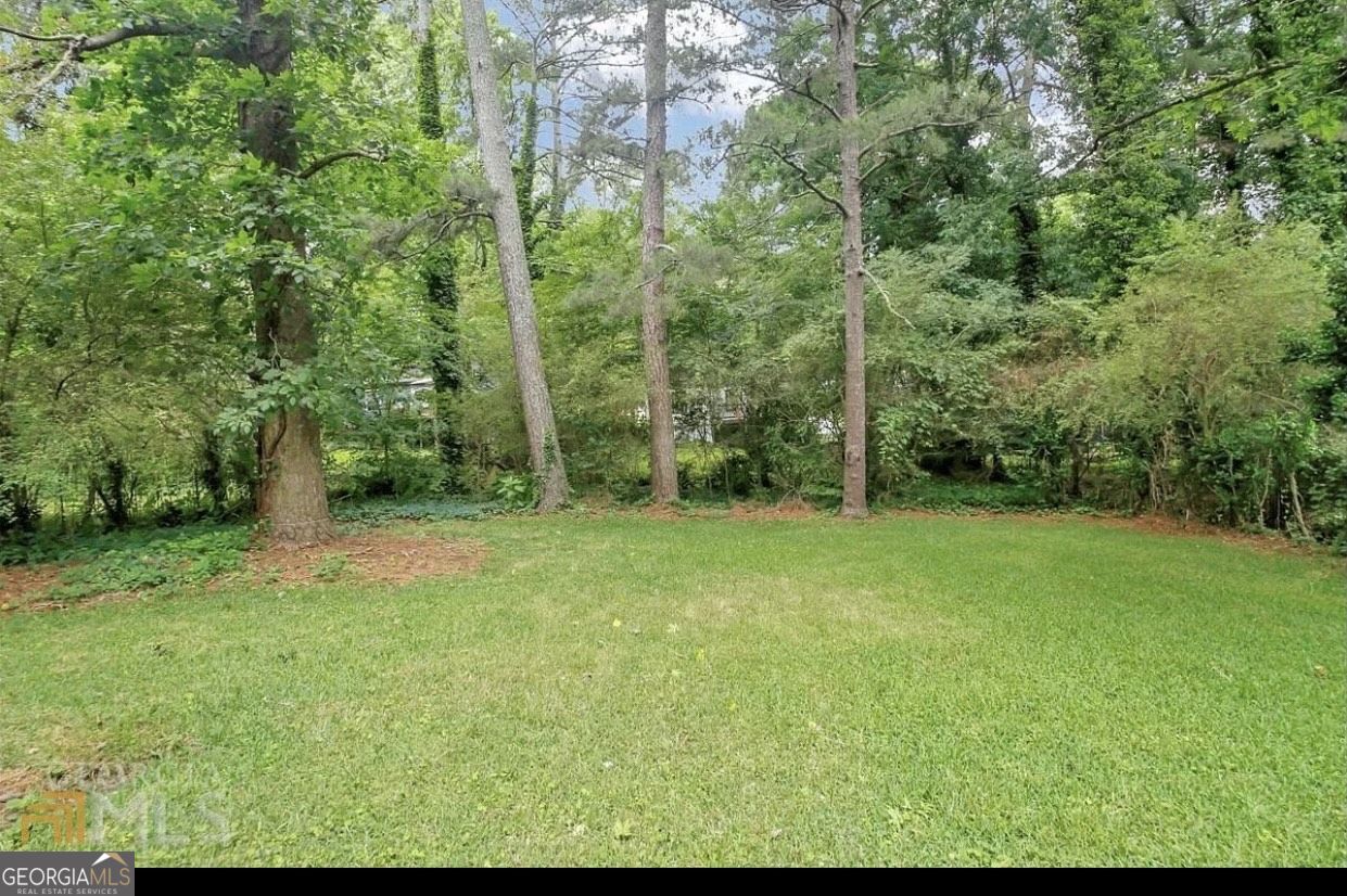 2133 Pinehurst Drive East Point GA 30344