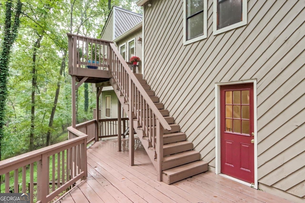 428 Riverlake Court Woodstock GA 30188