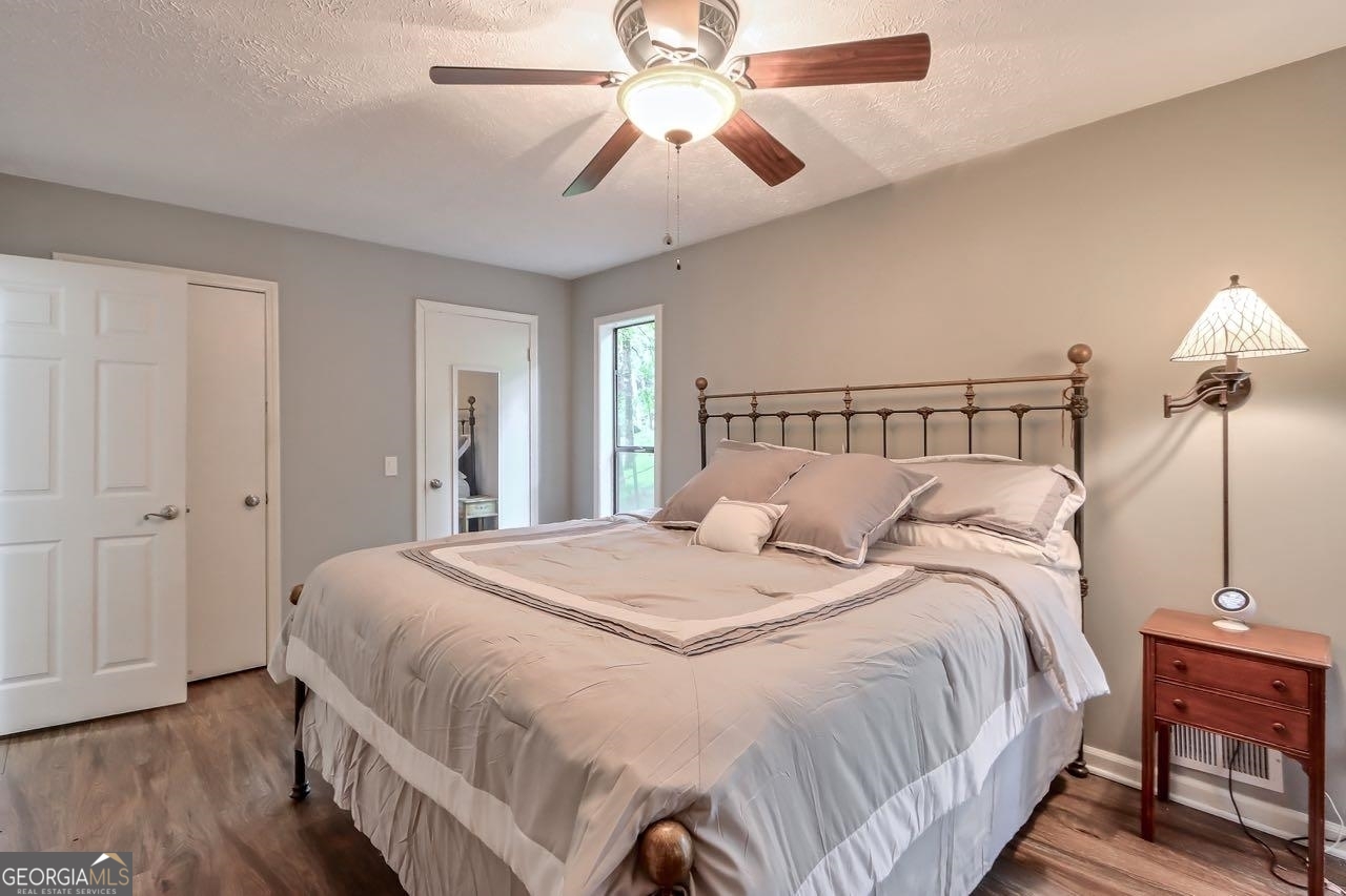 428 Riverlake Court Woodstock GA 30188