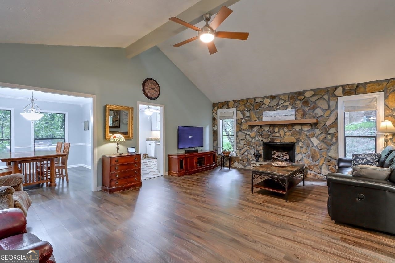 428 Riverlake Court Woodstock GA 30188
