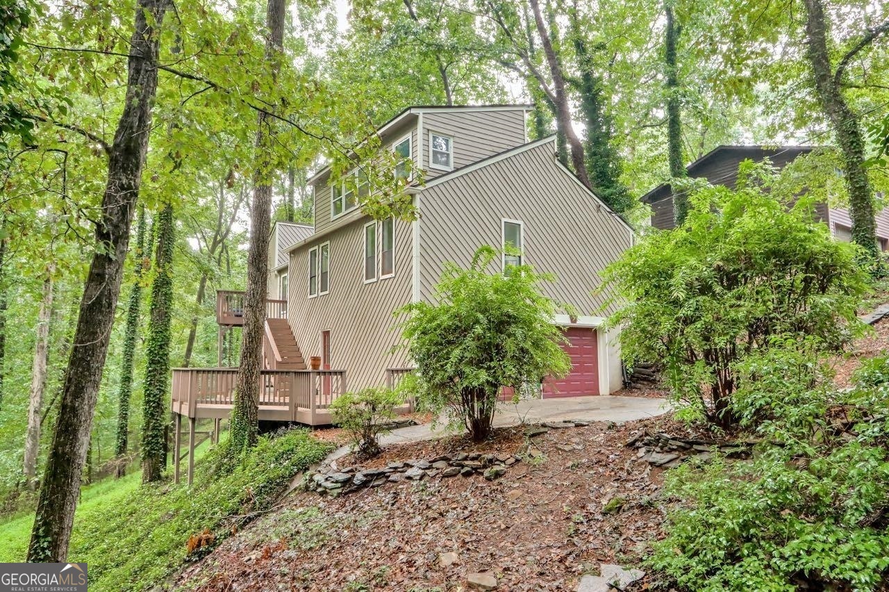428 Riverlake Court Woodstock GA 30188