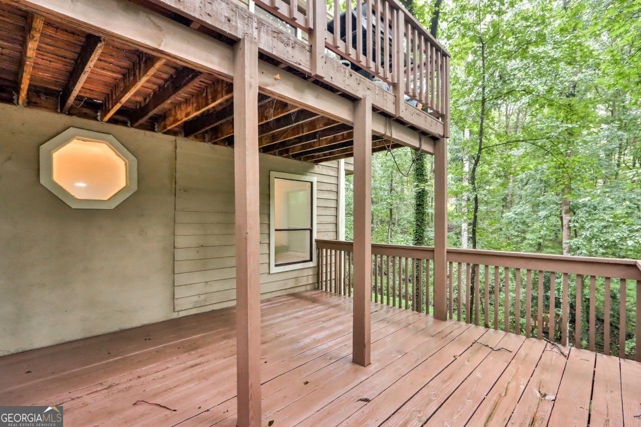 428 Riverlake Court Woodstock GA 30188