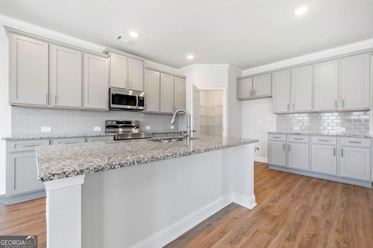 3831 Brookburn Park Gainesville GA 30506