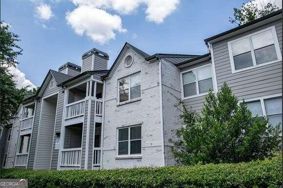 100 Dunwoody Gables Drive Dunwoody GA 30338