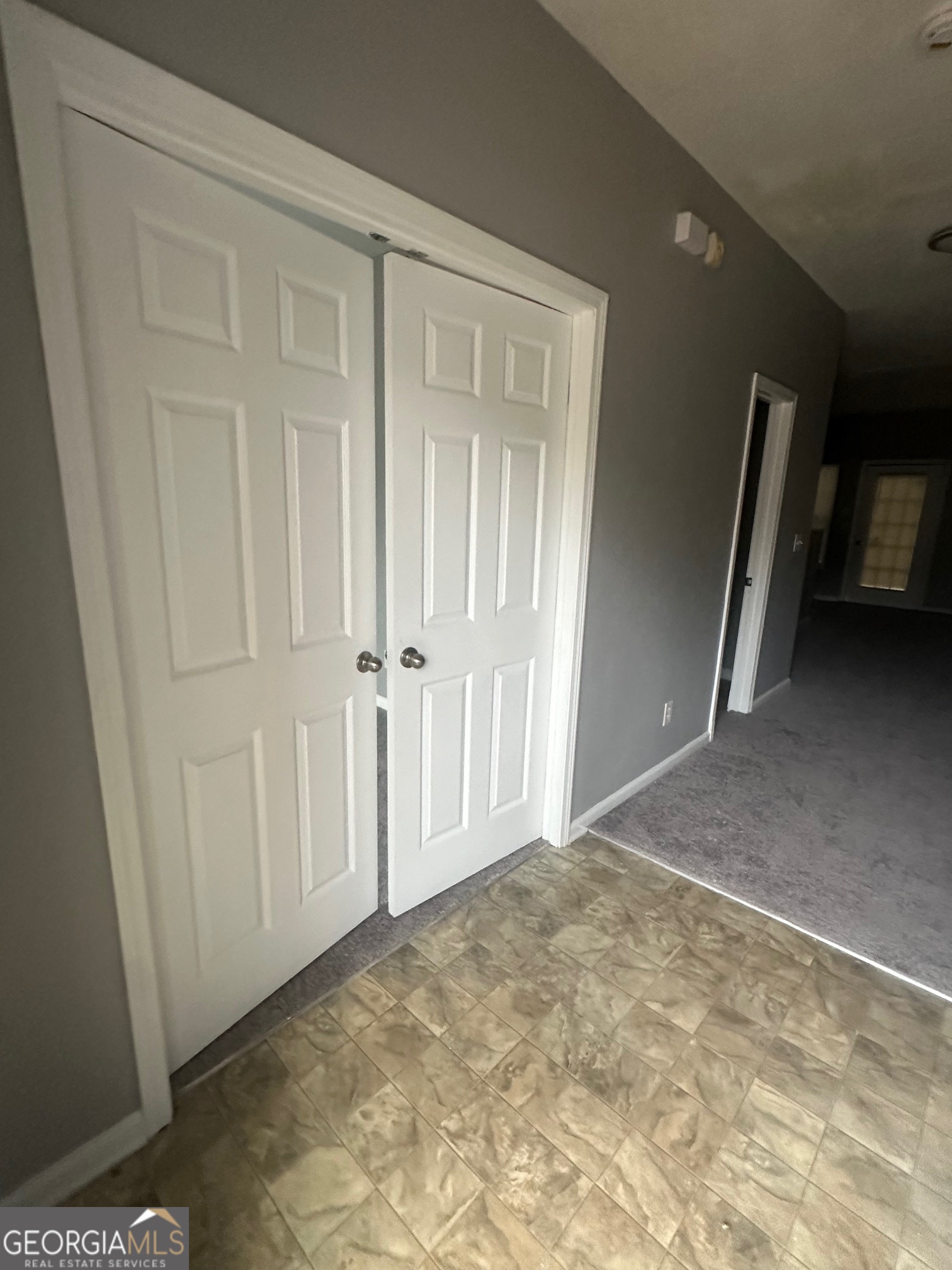 293 Brookview Drive Riverdale GA 30274
