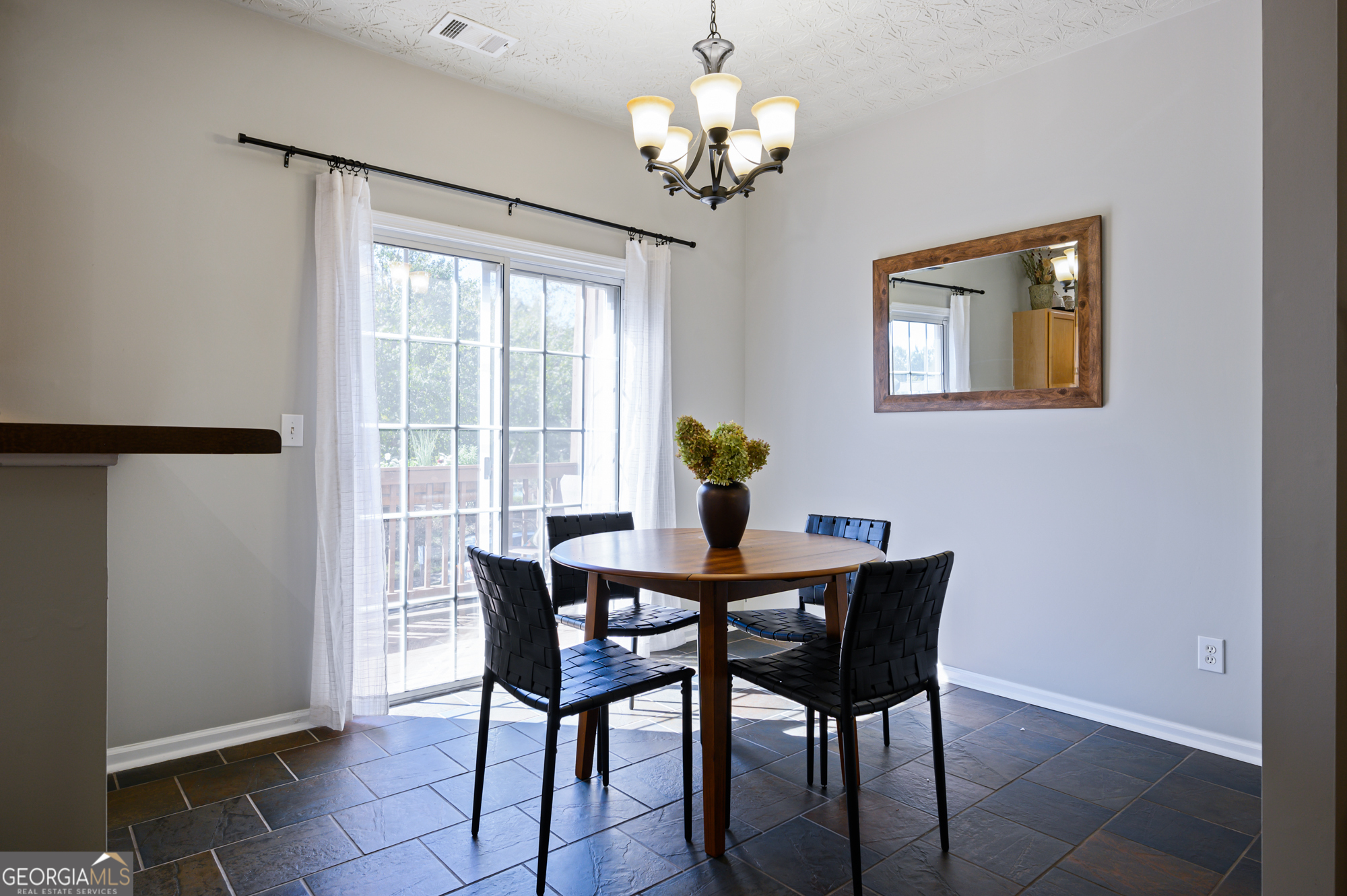 1431 Bay Overlook Drive Woodstock GA 30188