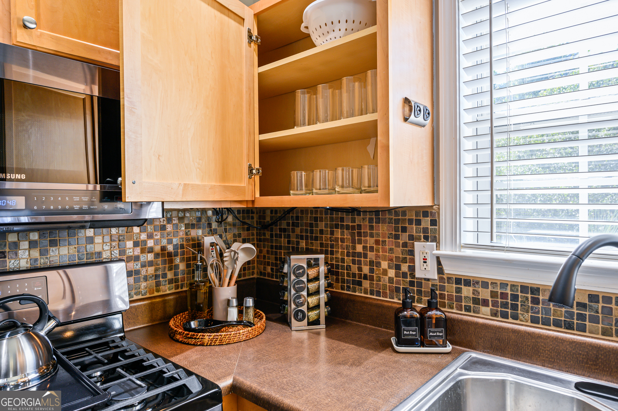 1431 Bay Overlook Drive Woodstock GA 30188
