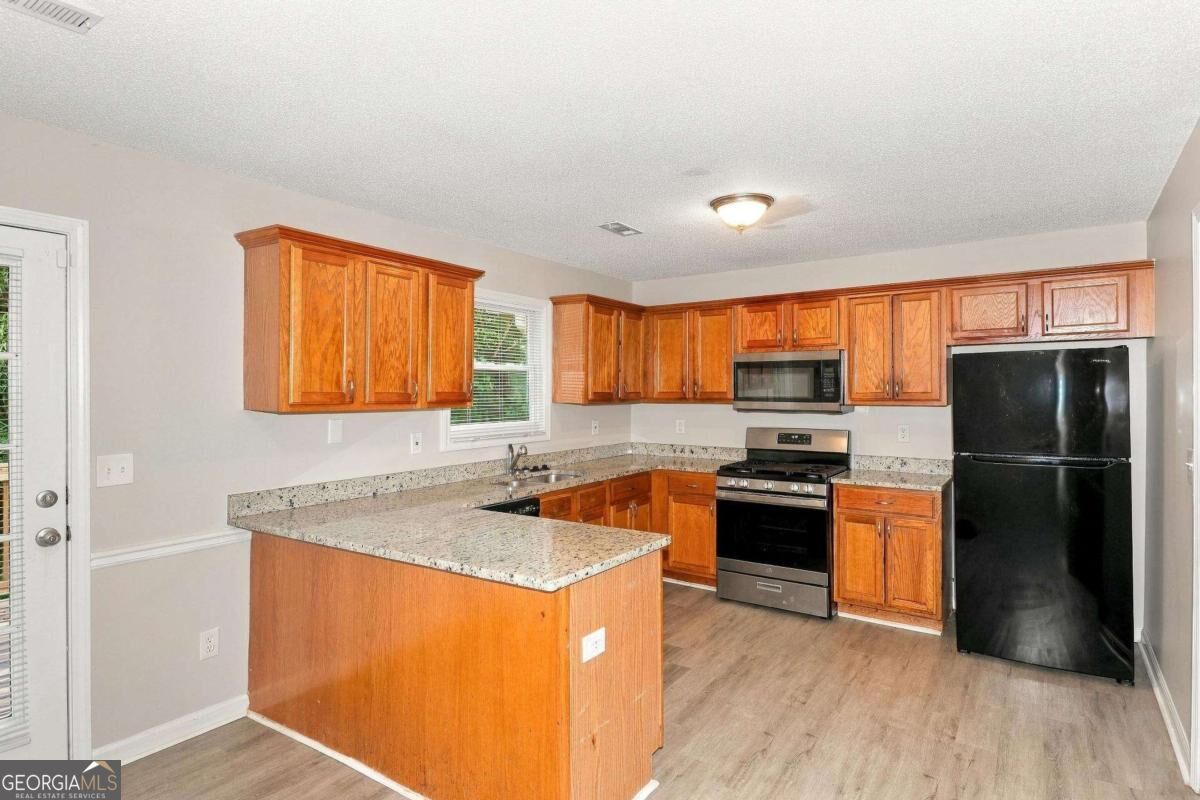5730 Broadleaf Way Atlanta GA 30349