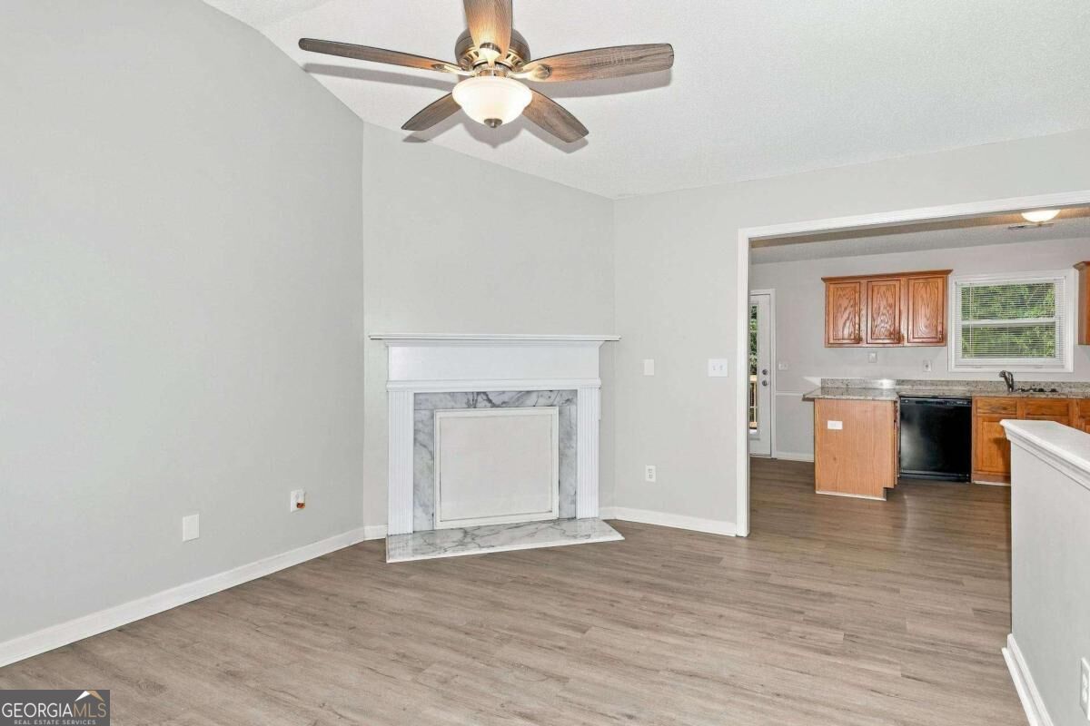5730 Broadleaf Way Atlanta GA 30349