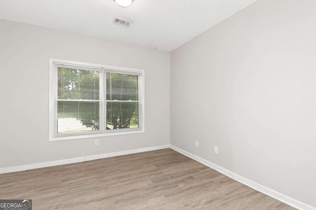 5730 Broadleaf Way Atlanta GA 30349