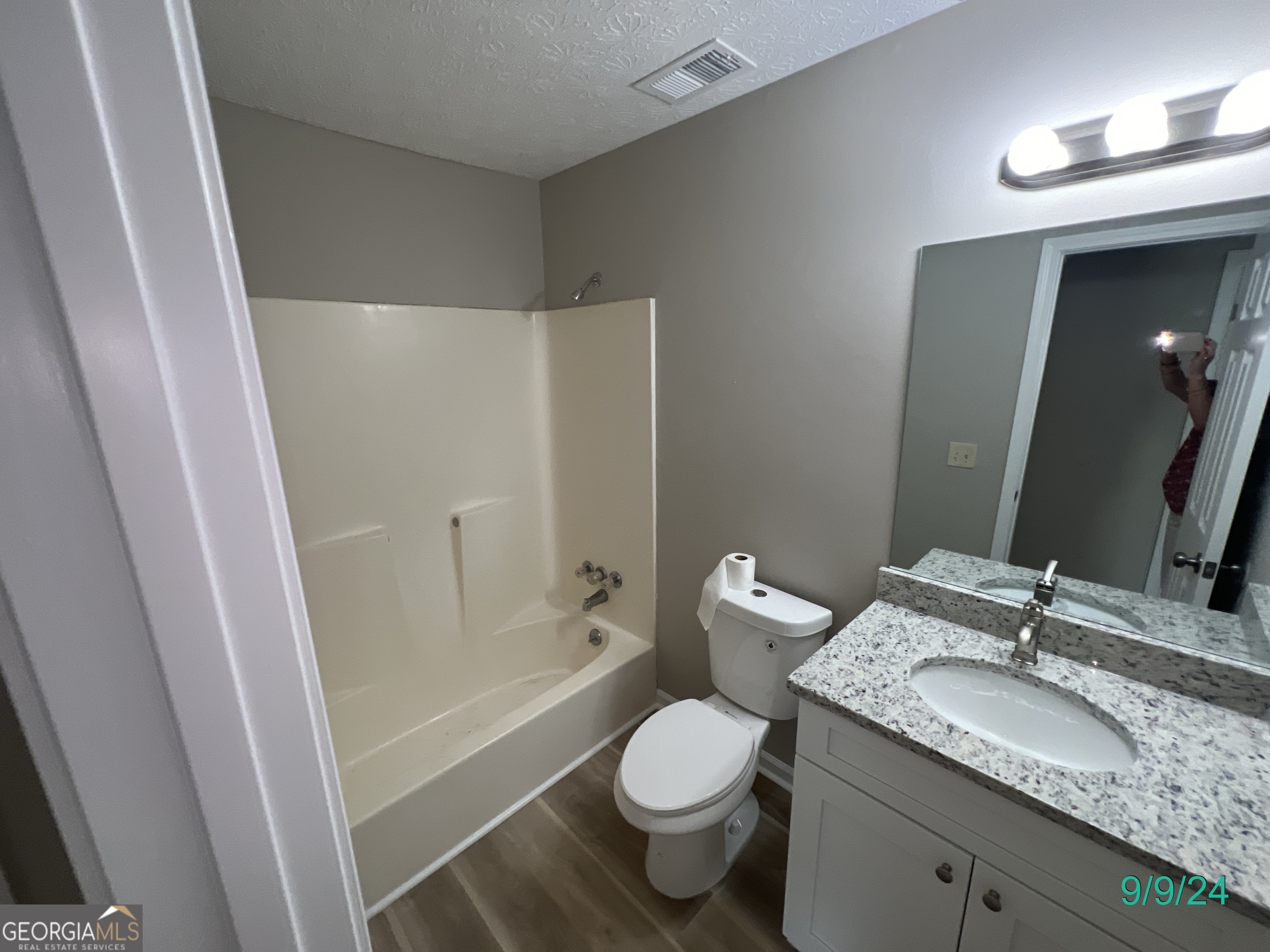 271 E Wright Street Winder GA 30680
