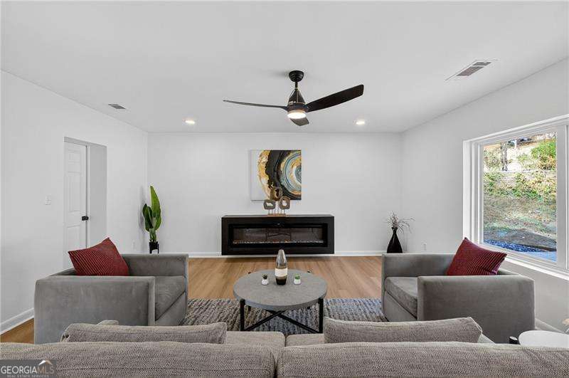 2967 Flat Shoals Road Decatur GA 30034