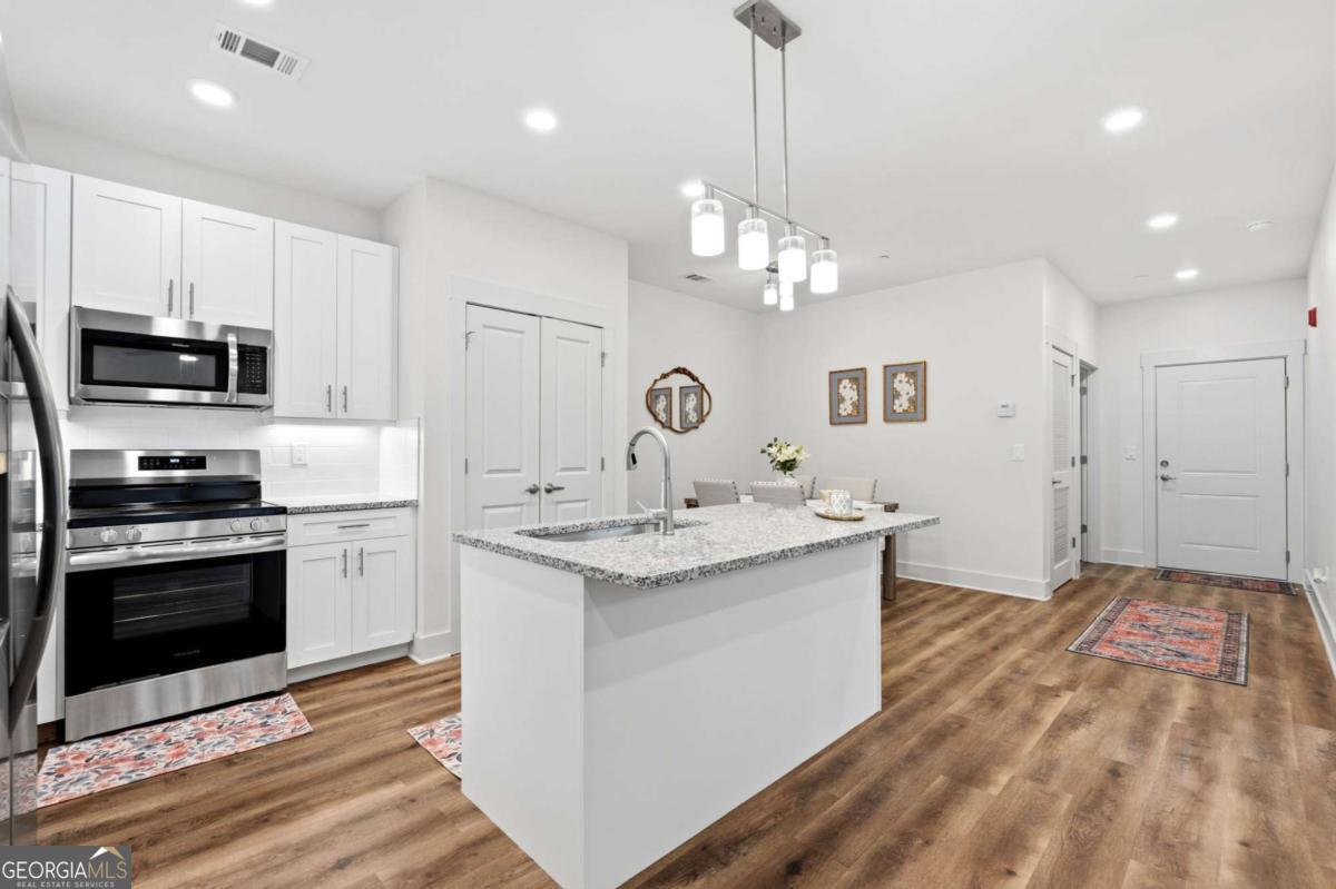 2025 W Iris Drive SE Conyers GA 30013