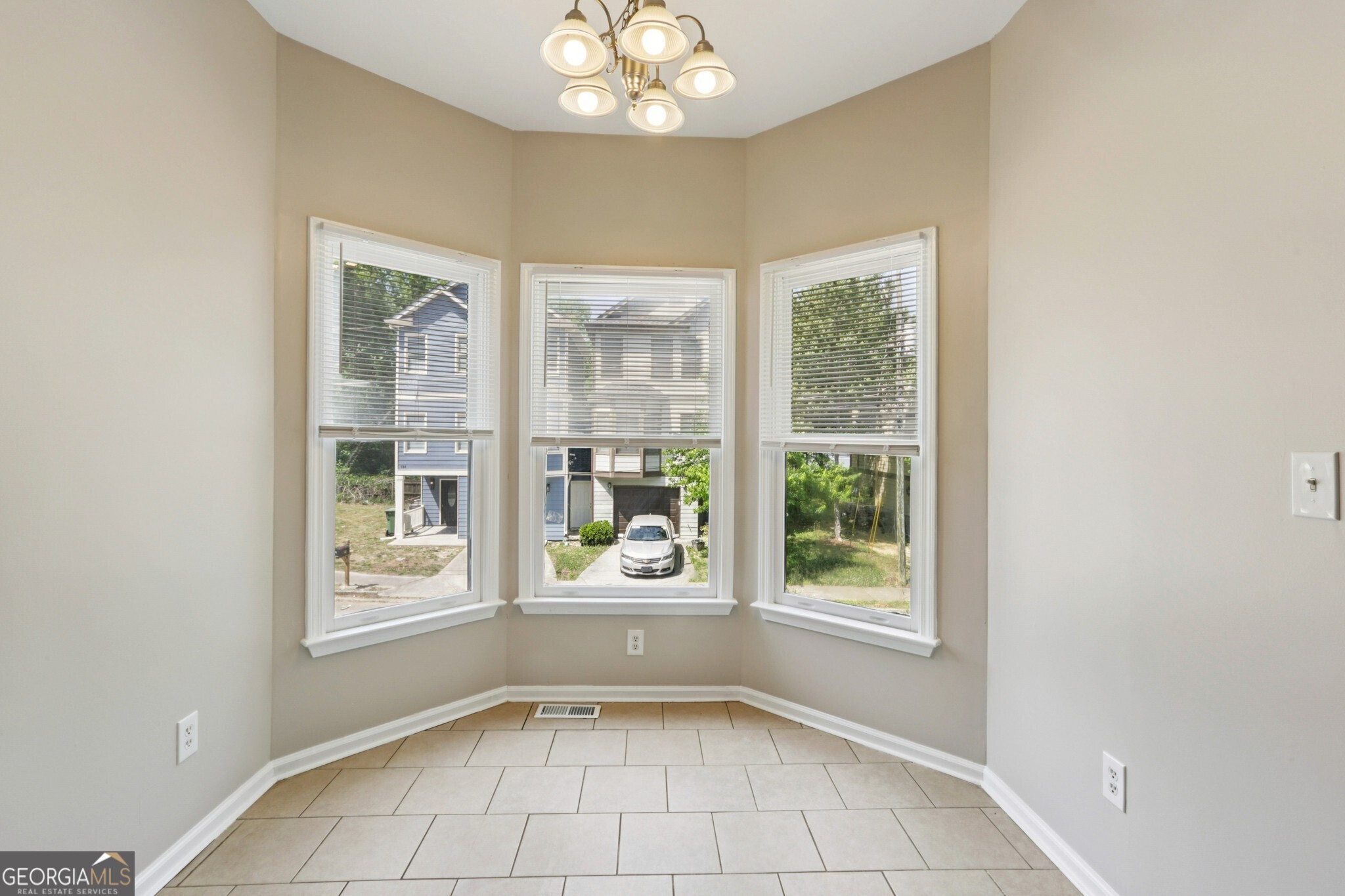 739 Prince Place Atlanta GA 30318
