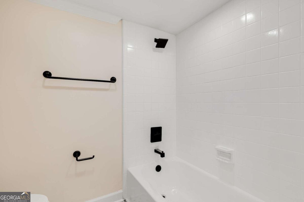 1105 Garden Court Atlanta GA 30328