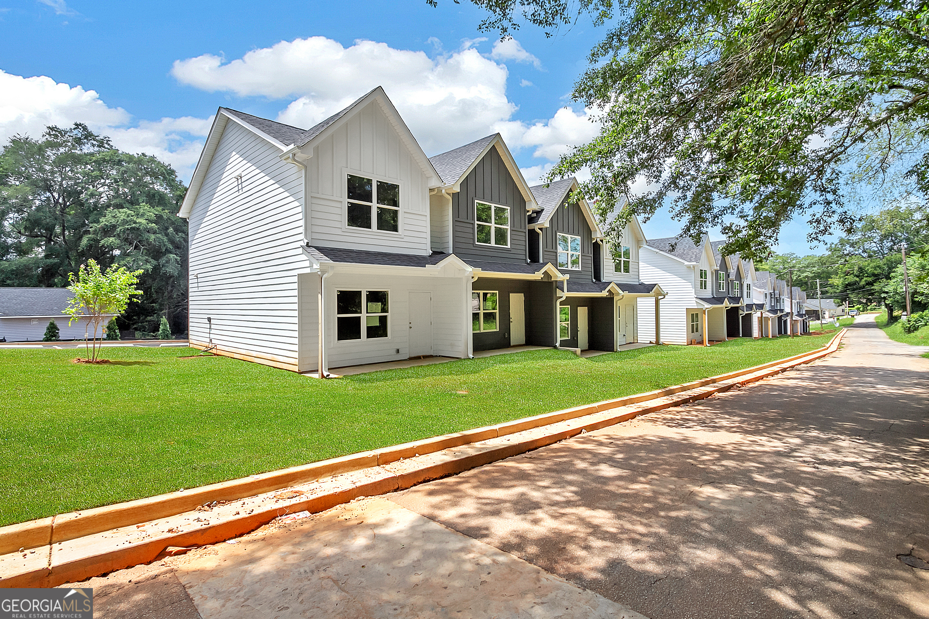 50 S Jackson Street Forsyth GA 31029