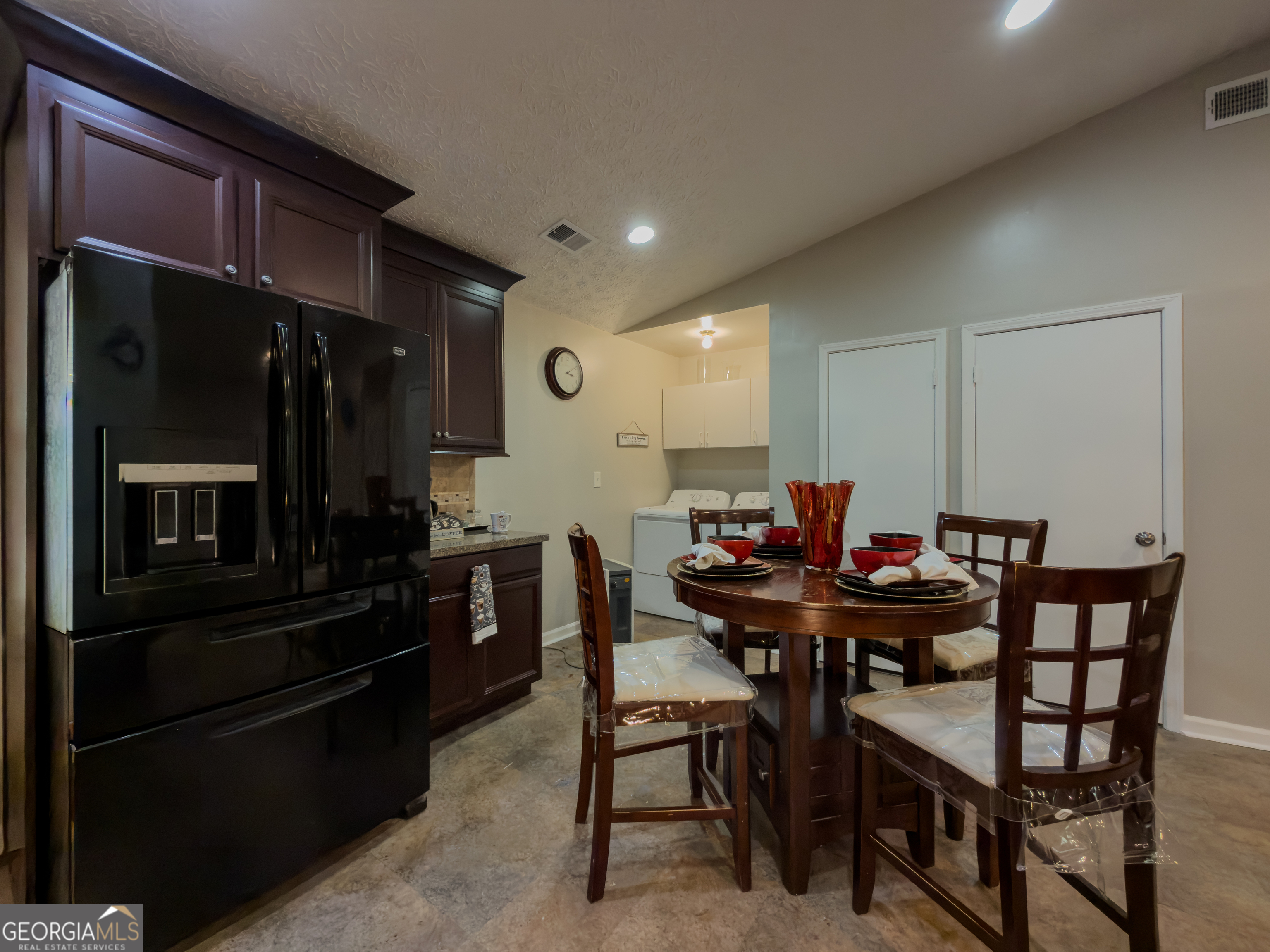 580 Pineland Circle SW Mableton GA 30126