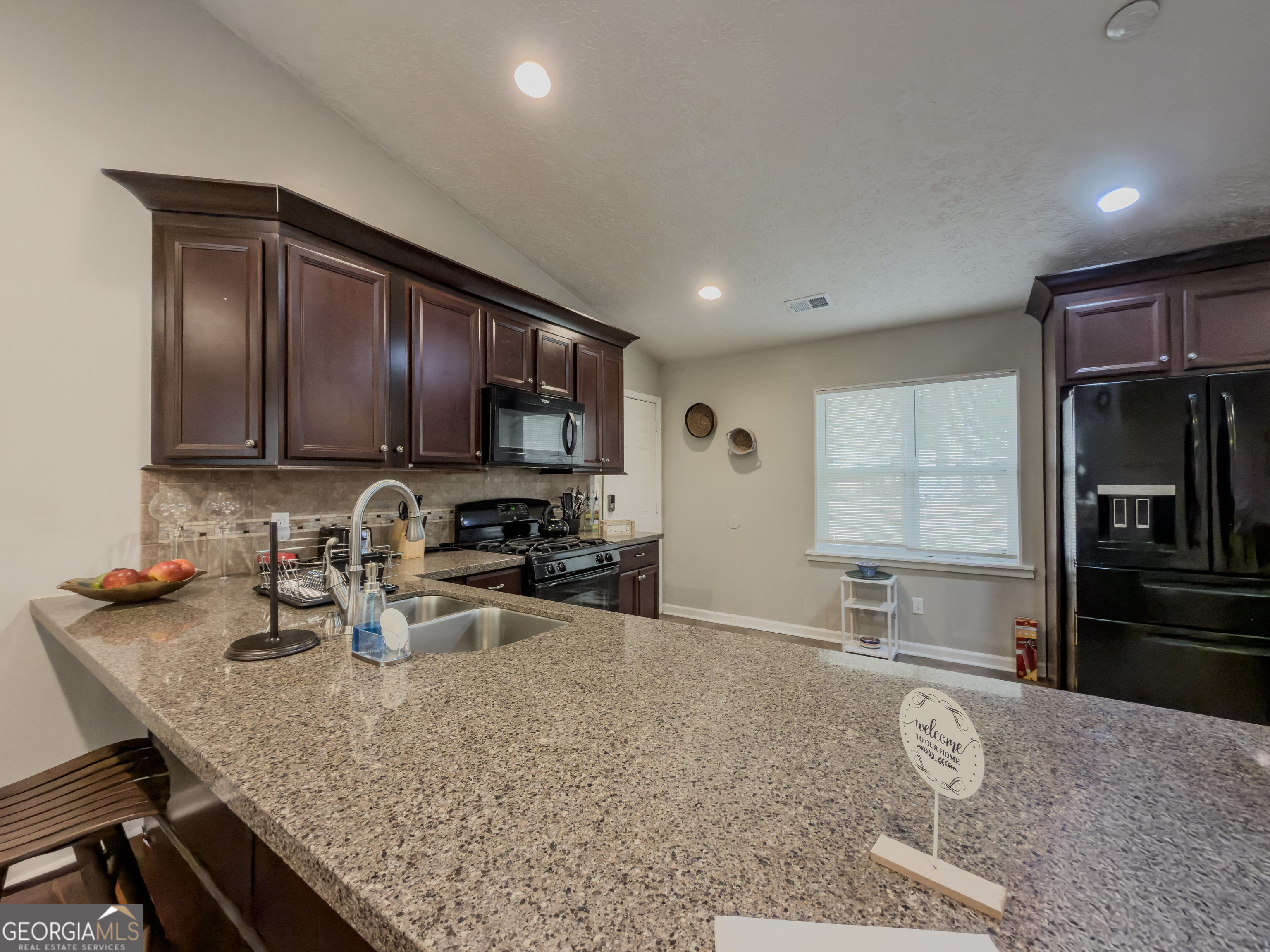580 Pineland Circle SW Mableton GA 30126