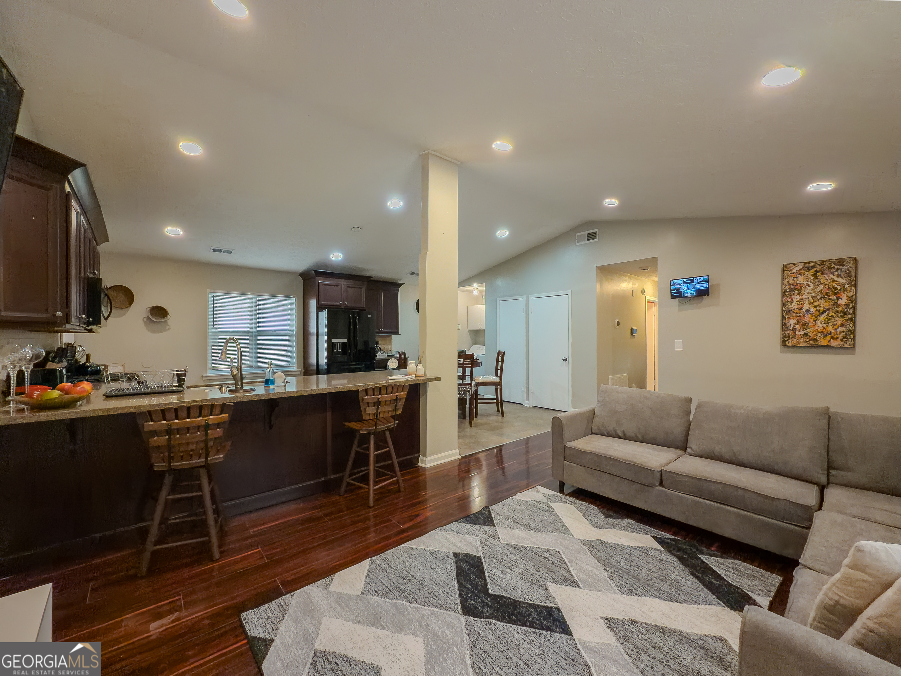 580 Pineland Circle SW Mableton GA 30126