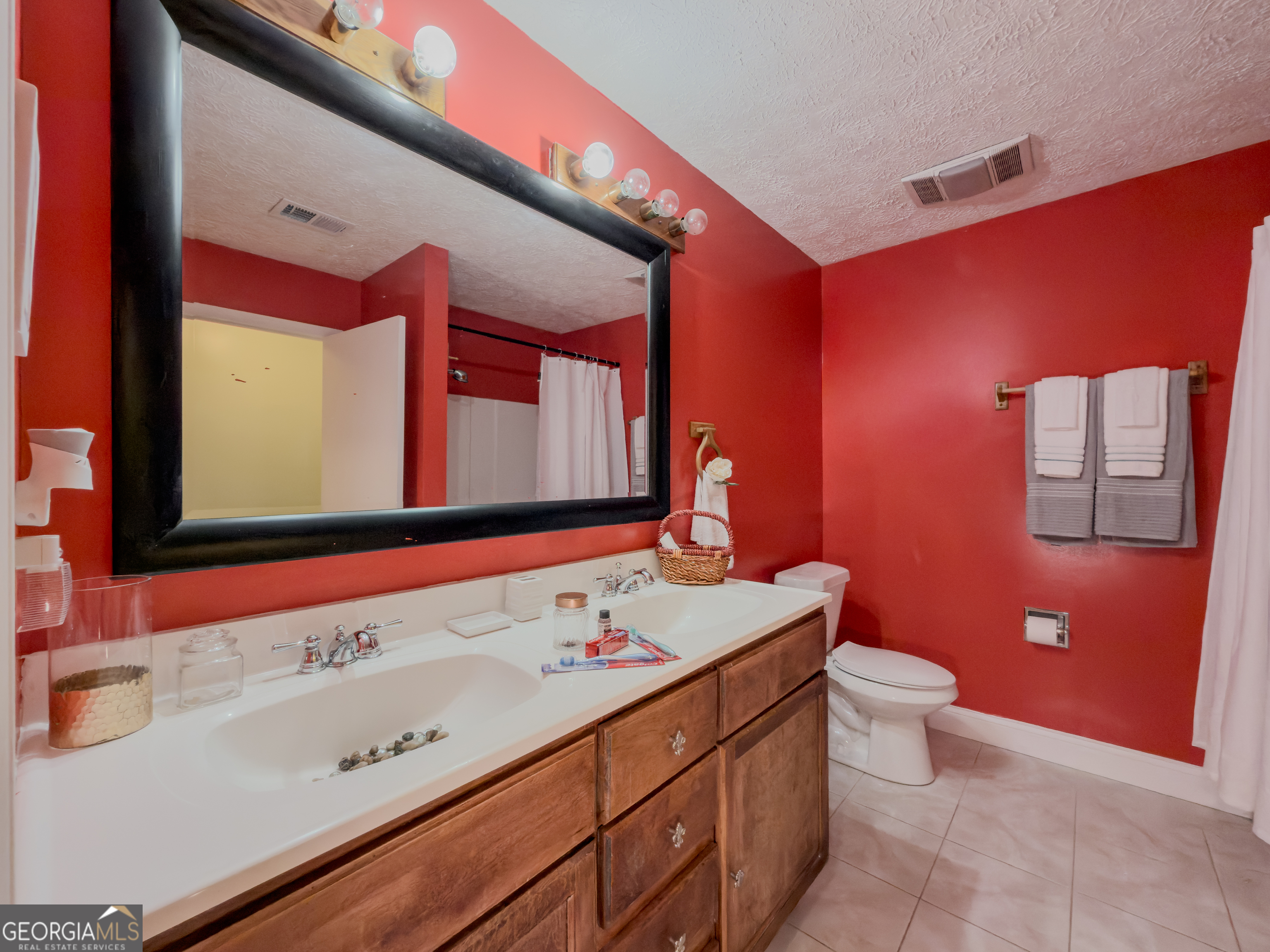 580 Pineland Circle SW Mableton GA 30126
