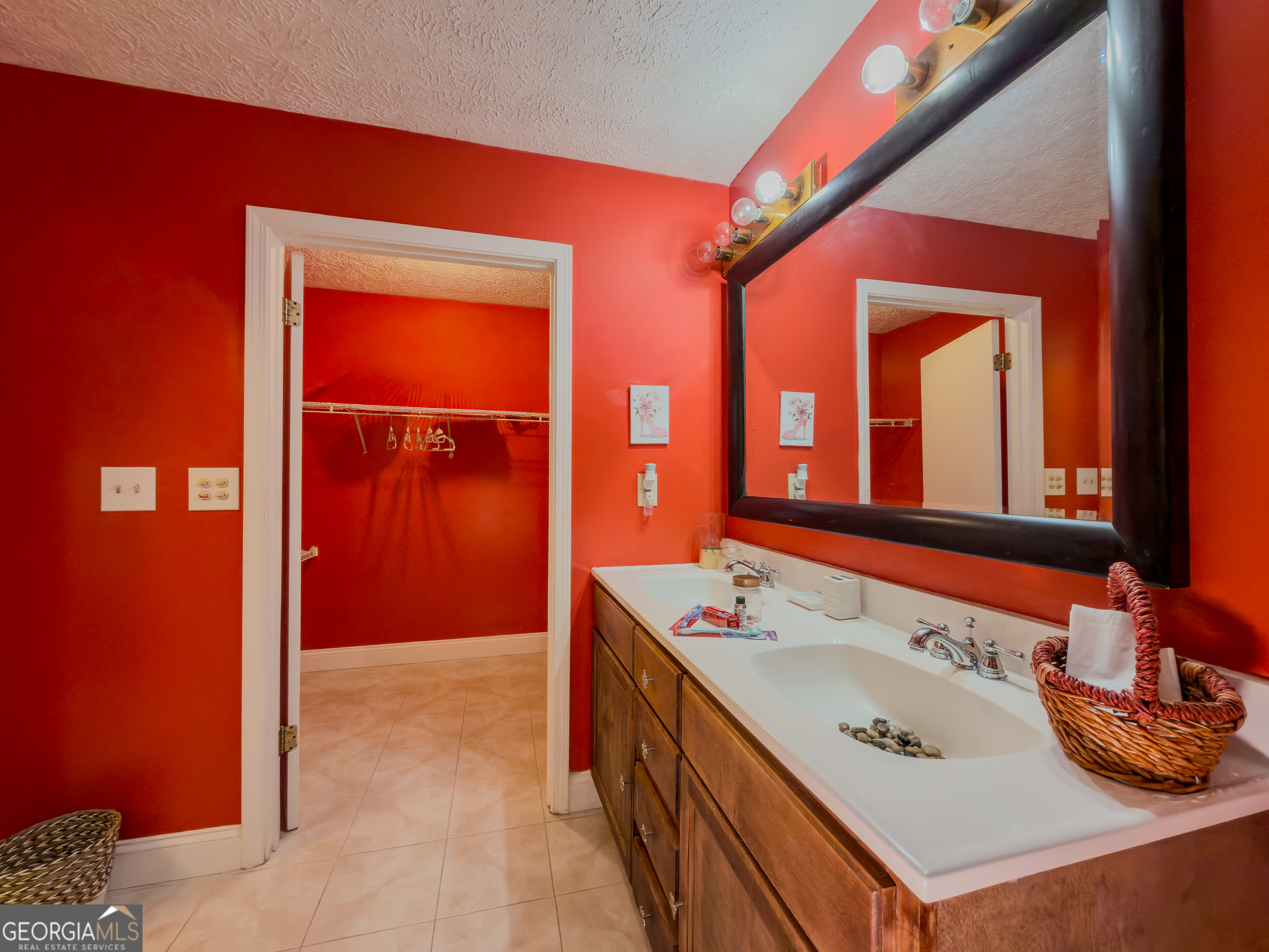 580 Pineland Circle SW Mableton GA 30126