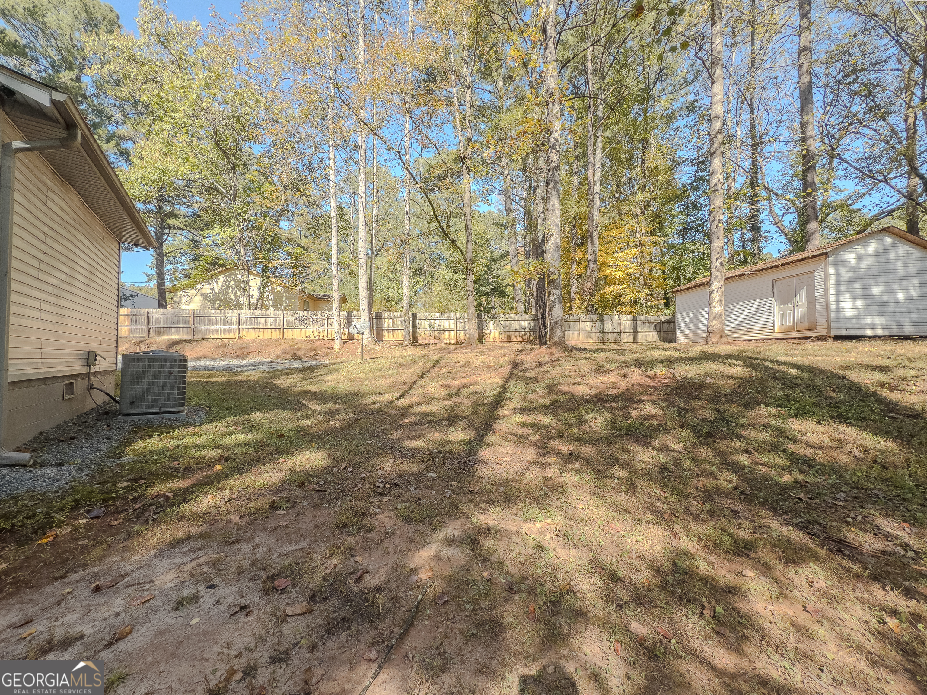 580 Pineland Circle SW Mableton GA 30126