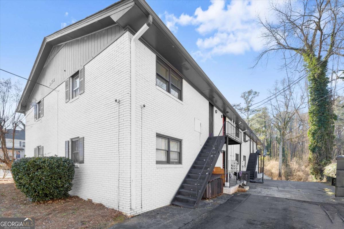 2172 Park Terrace Atlanta GA 30337