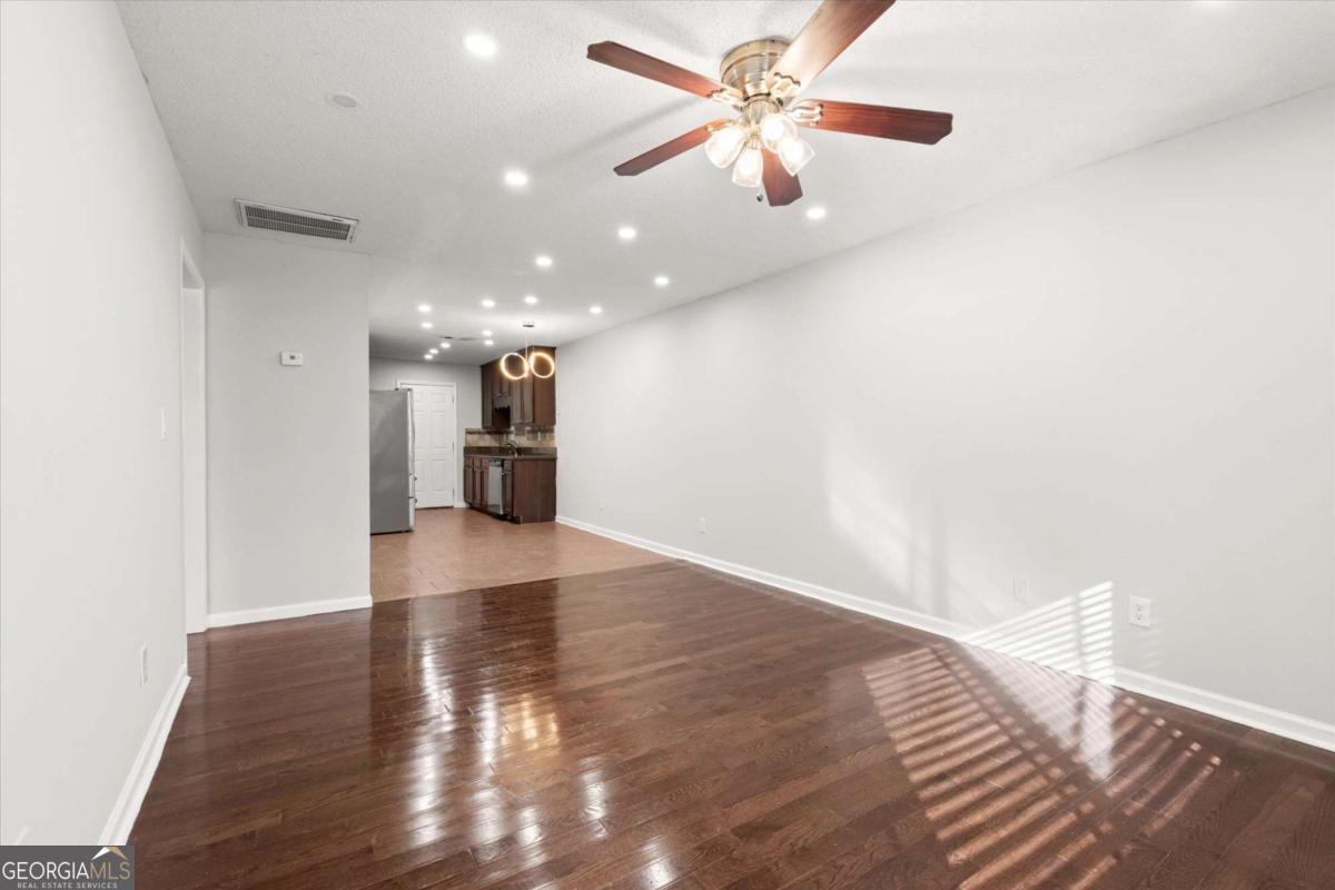 2172 Park Terrace Atlanta GA 30337