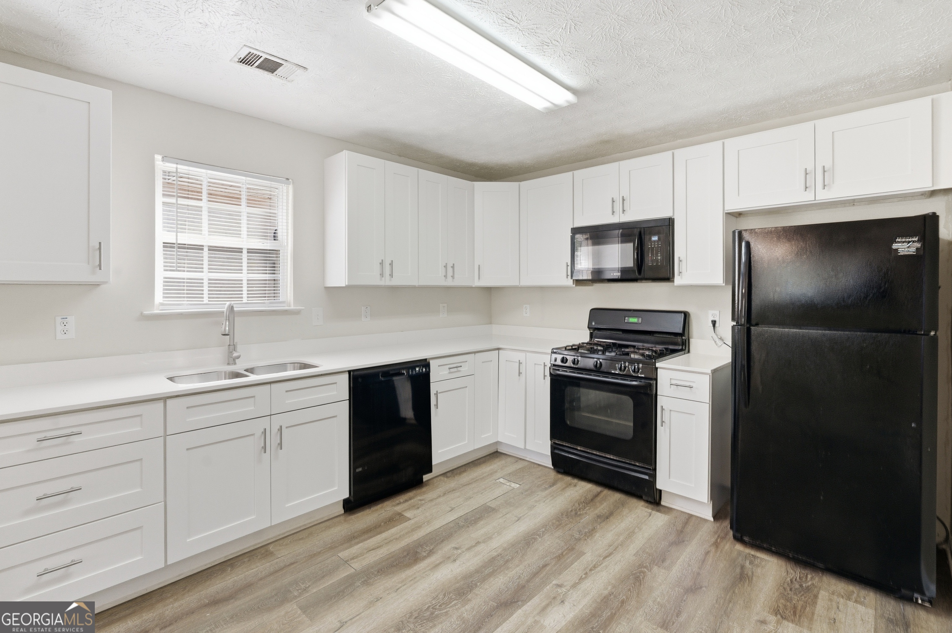 5420 Yellow Pine Drive Mcdonough GA 30252