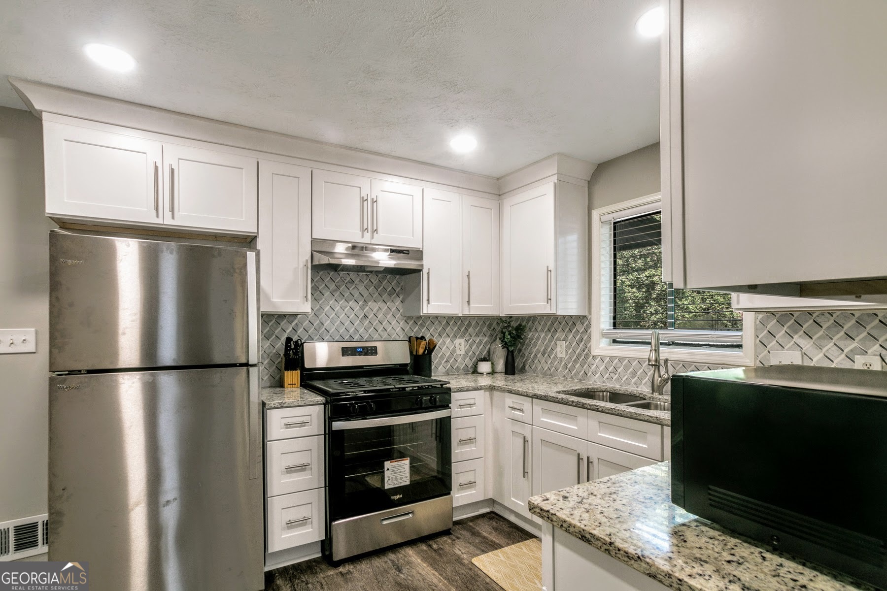 85 Wilhelmina Drive Ellenwood GA 30294