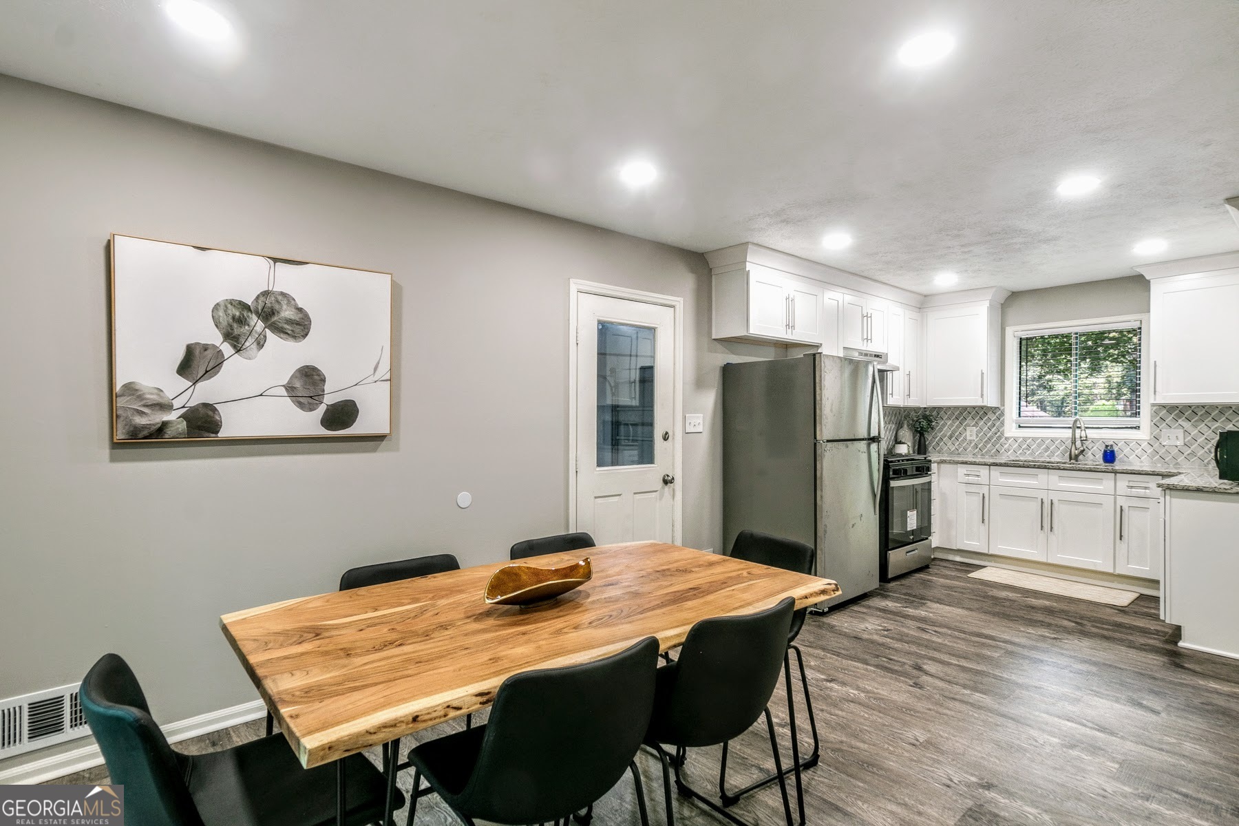 85 Wilhelmina Drive Ellenwood GA 30294