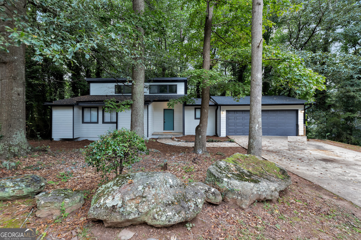 85 Wilhelmina Drive Ellenwood GA 30294