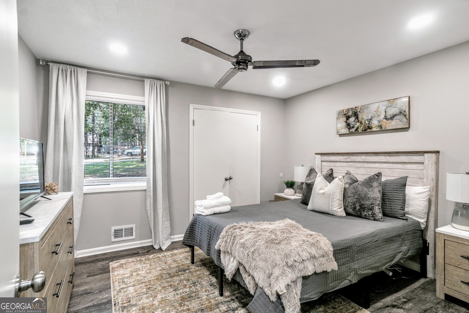85 Wilhelmina Drive Ellenwood GA 30294