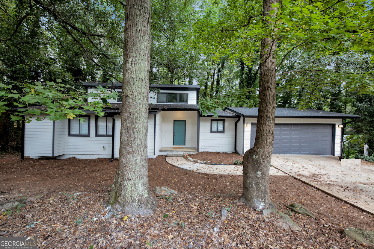 85 Wilhelmina Drive Ellenwood GA 30294