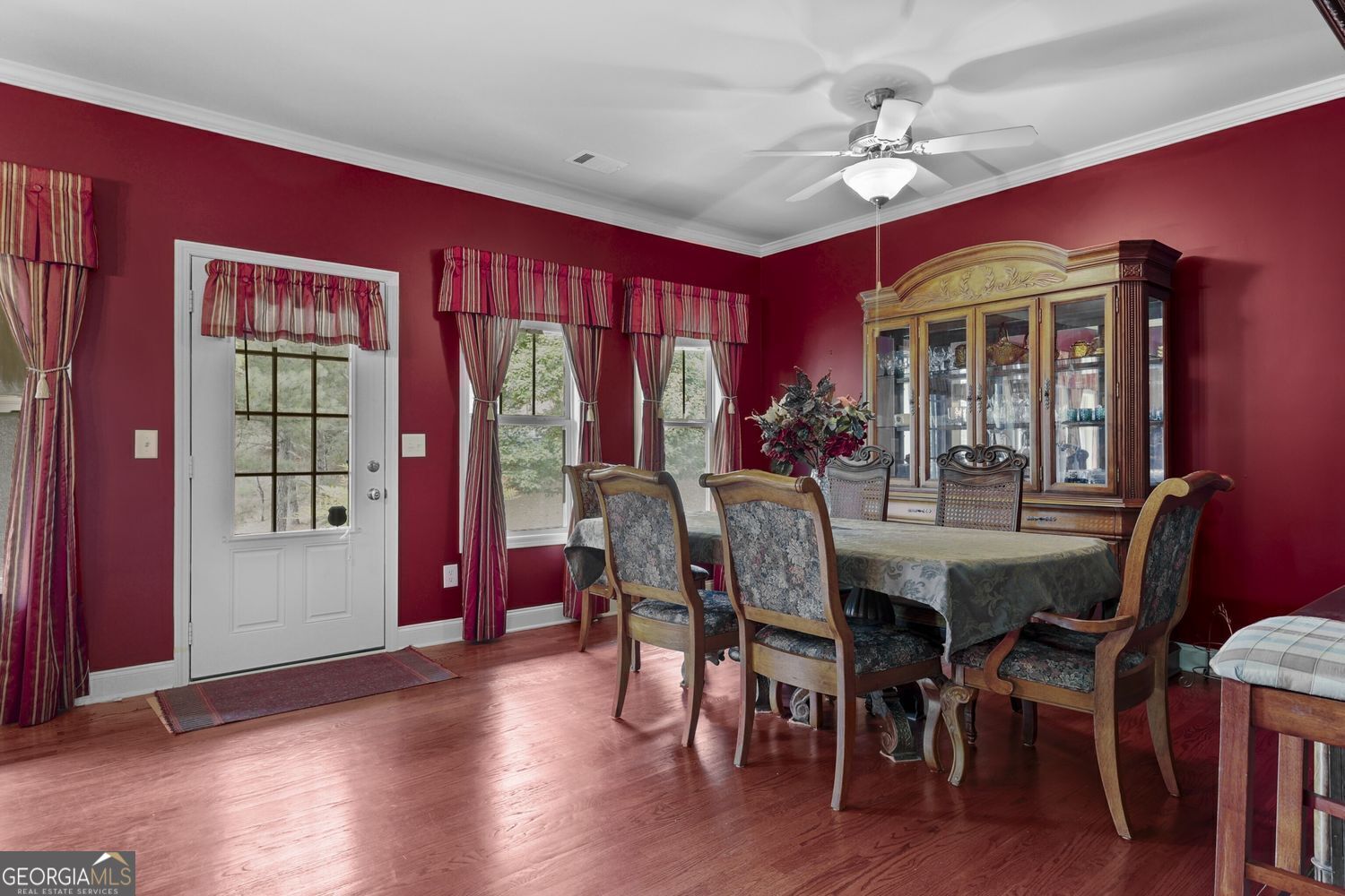 423 Royal Crescent Lane E Canton GA 30115