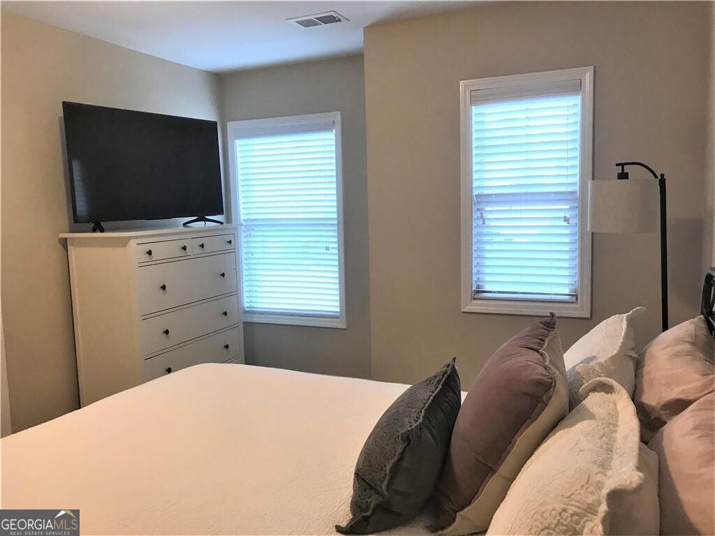 1055 Hampton Oaks Drive Alpharetta GA 30004