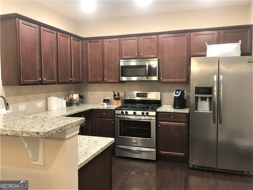 1055 Hampton Oaks Drive Alpharetta GA 30004