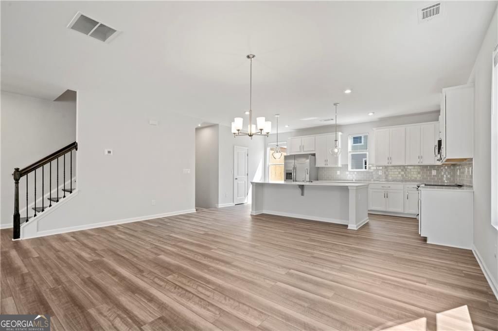 1359 Creek View Lane NW Atlanta GA 30318