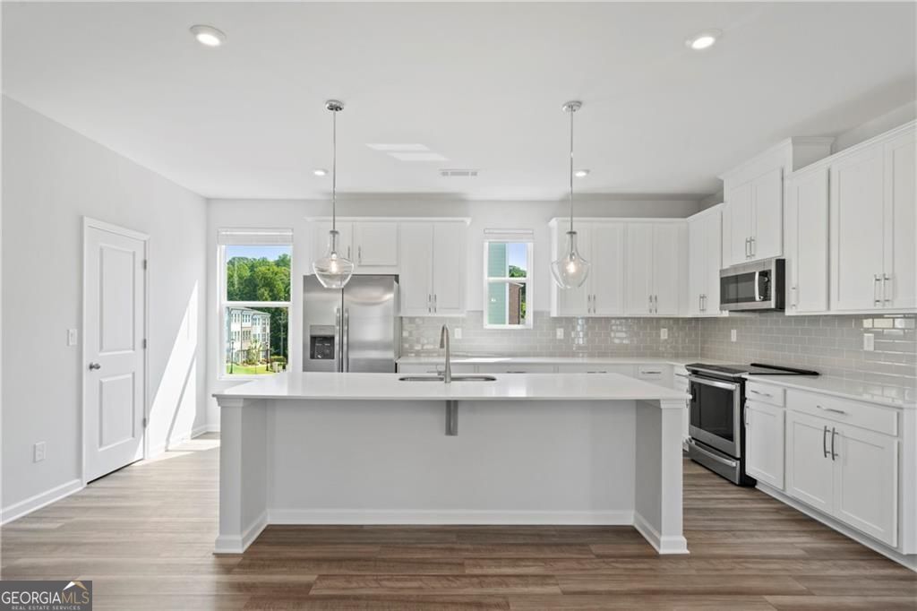1359 Creek View Lane NW Atlanta GA 30318