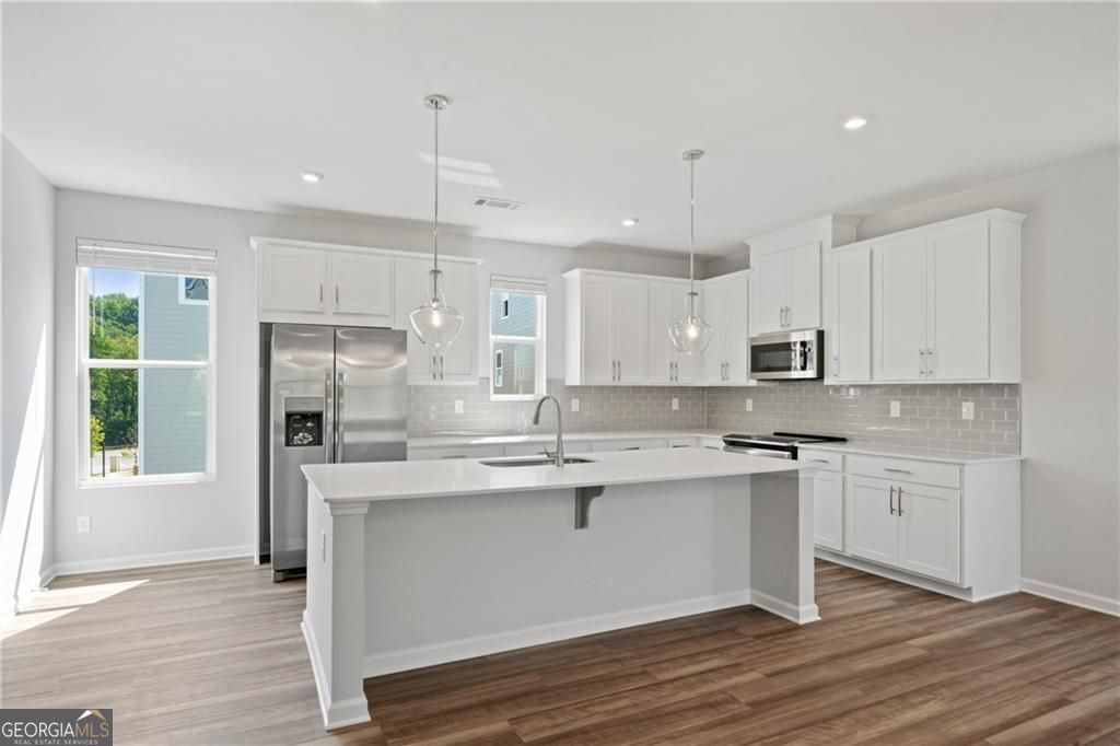 1359 Creek View Lane NW Atlanta GA 30318
