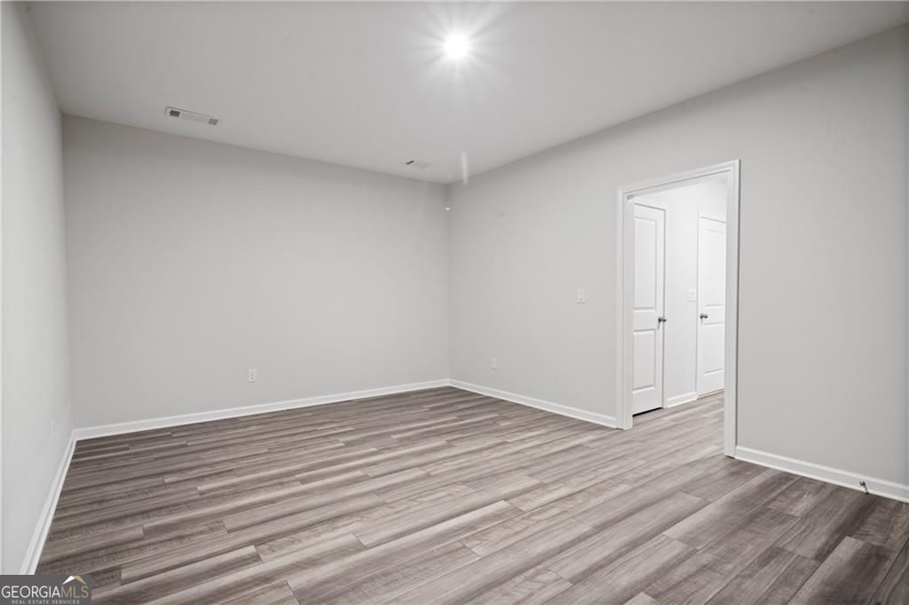 1359 Creek View Lane NW Atlanta GA 30318