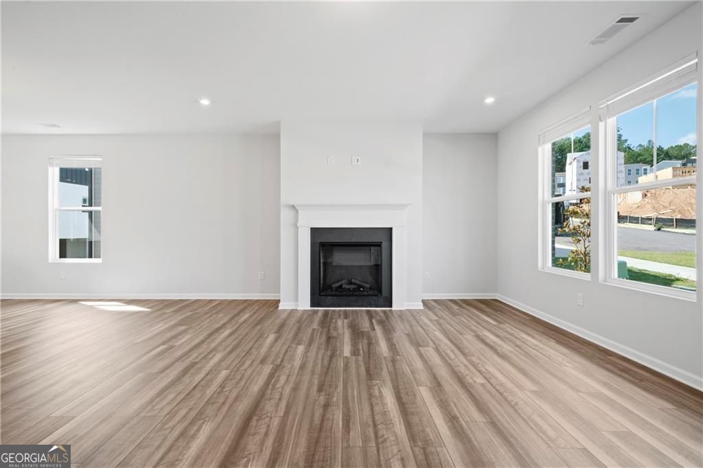 1359 Creek View Lane NW Atlanta GA 30318